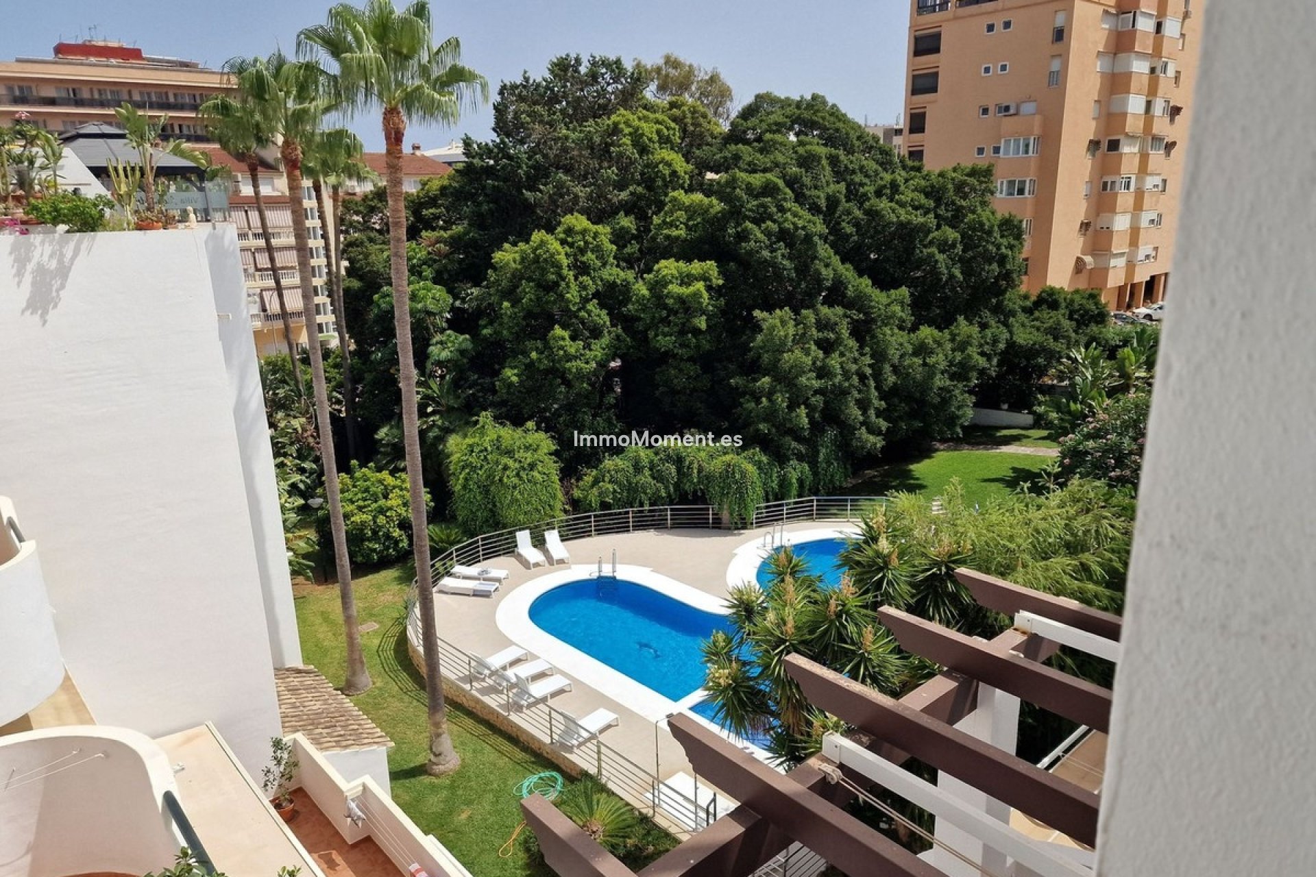 Resale - Apartment - Torremolinos - La Carihuela