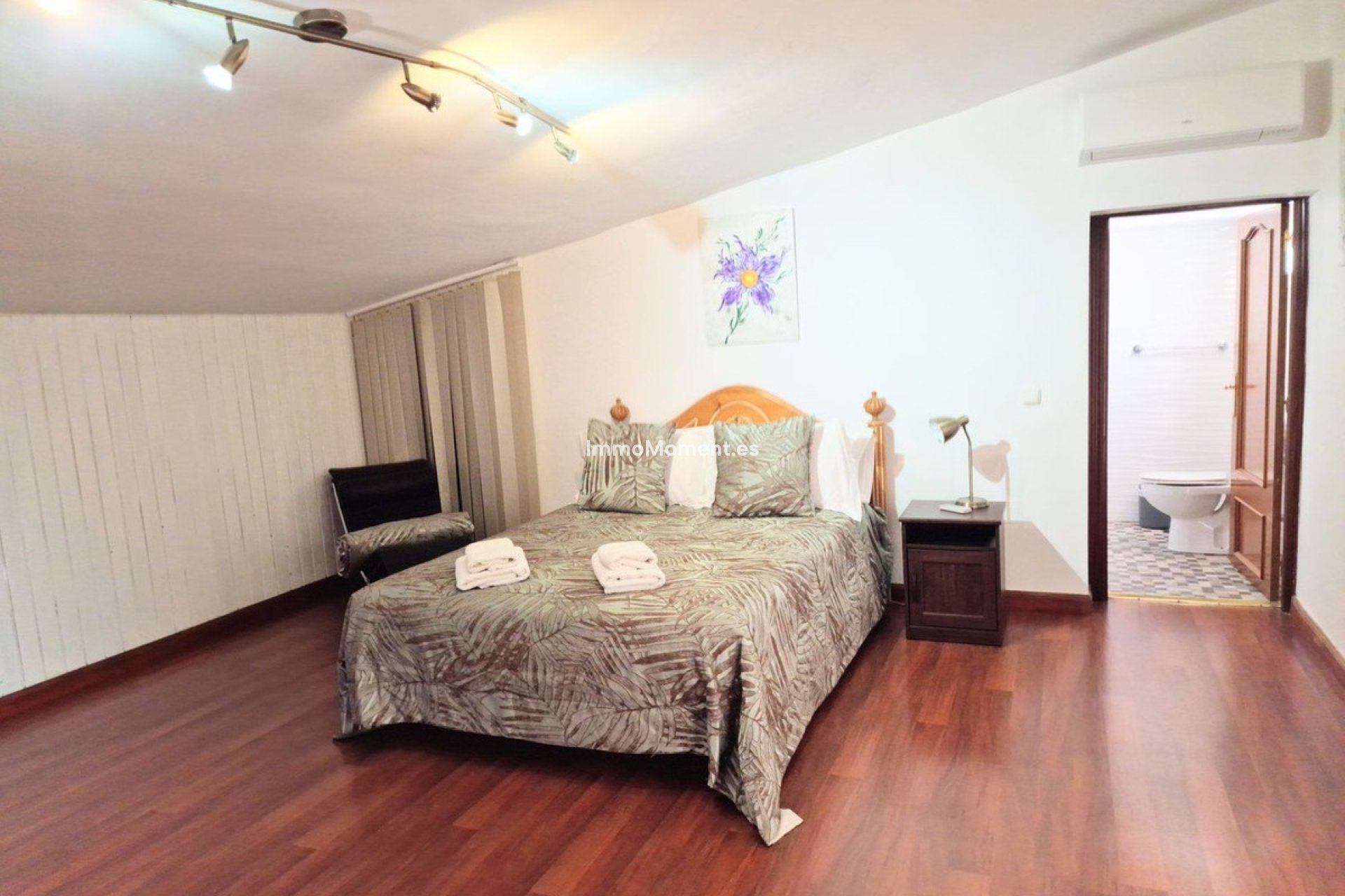 Resale - Apartment - Torremolinos - La Carihuela