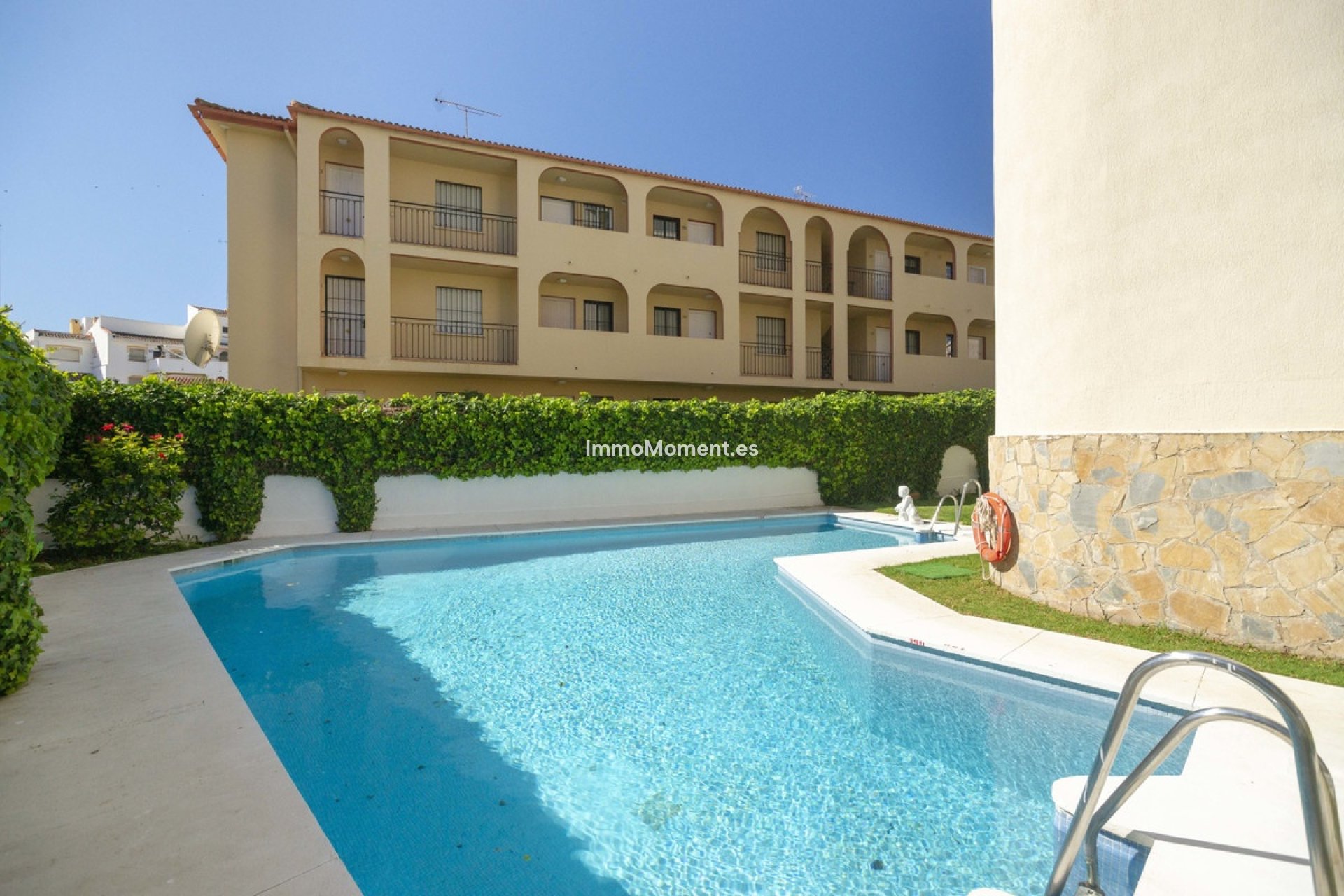 Resale - Apartment - Torremolinos - Montemar