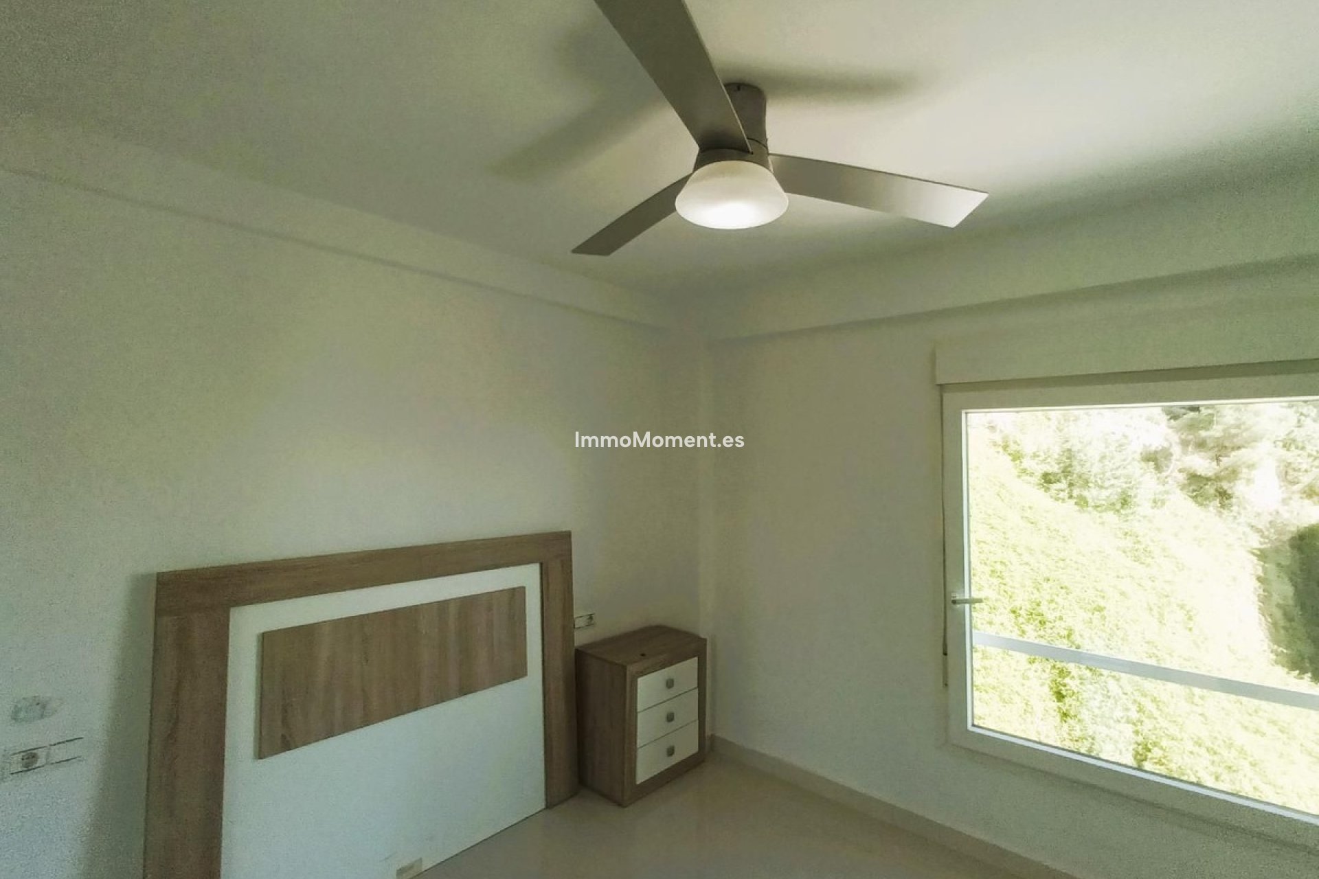 Resale - Apartment - Torremolinos - Montemar