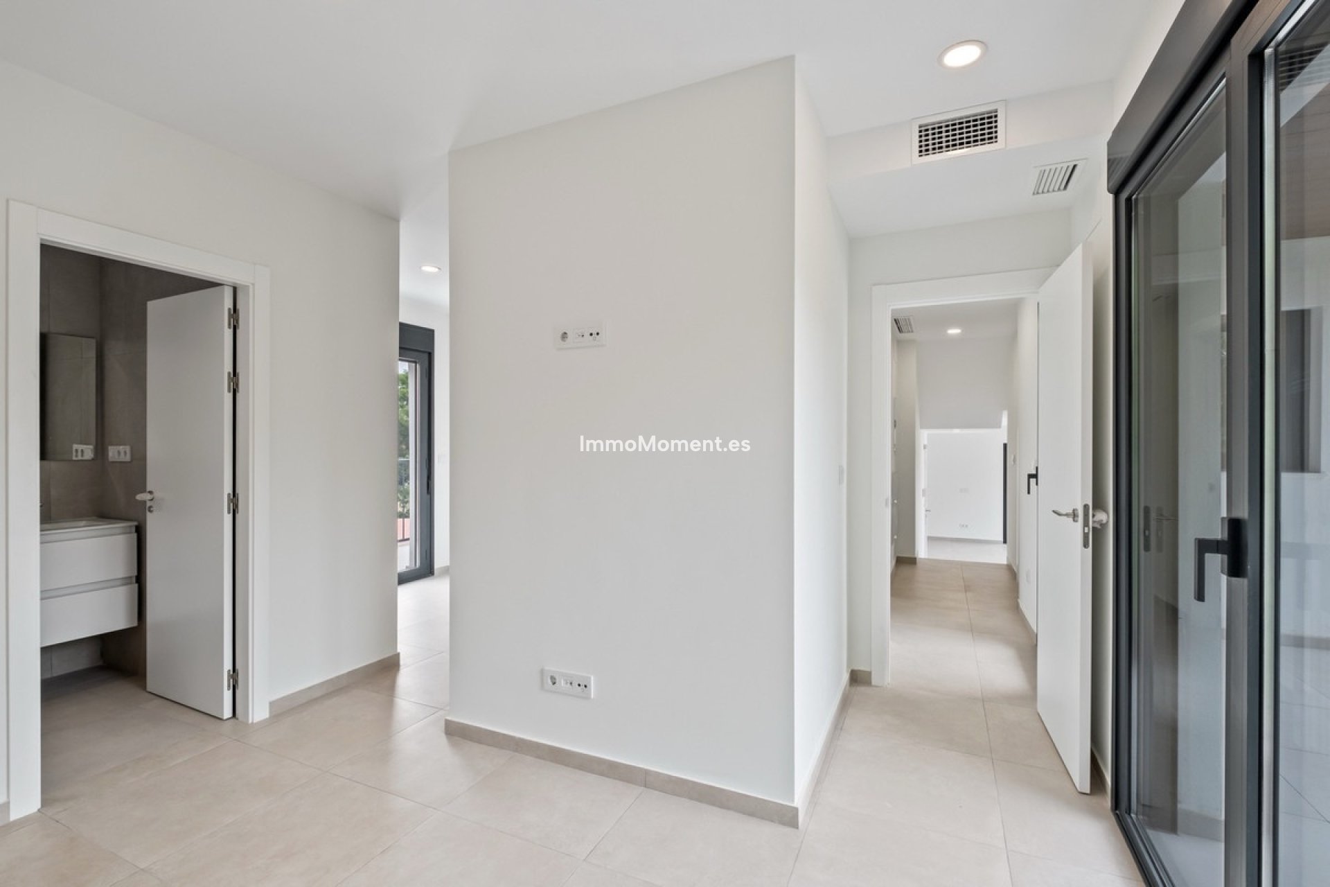 Resale - Apartment - Torremolinos - Montemar