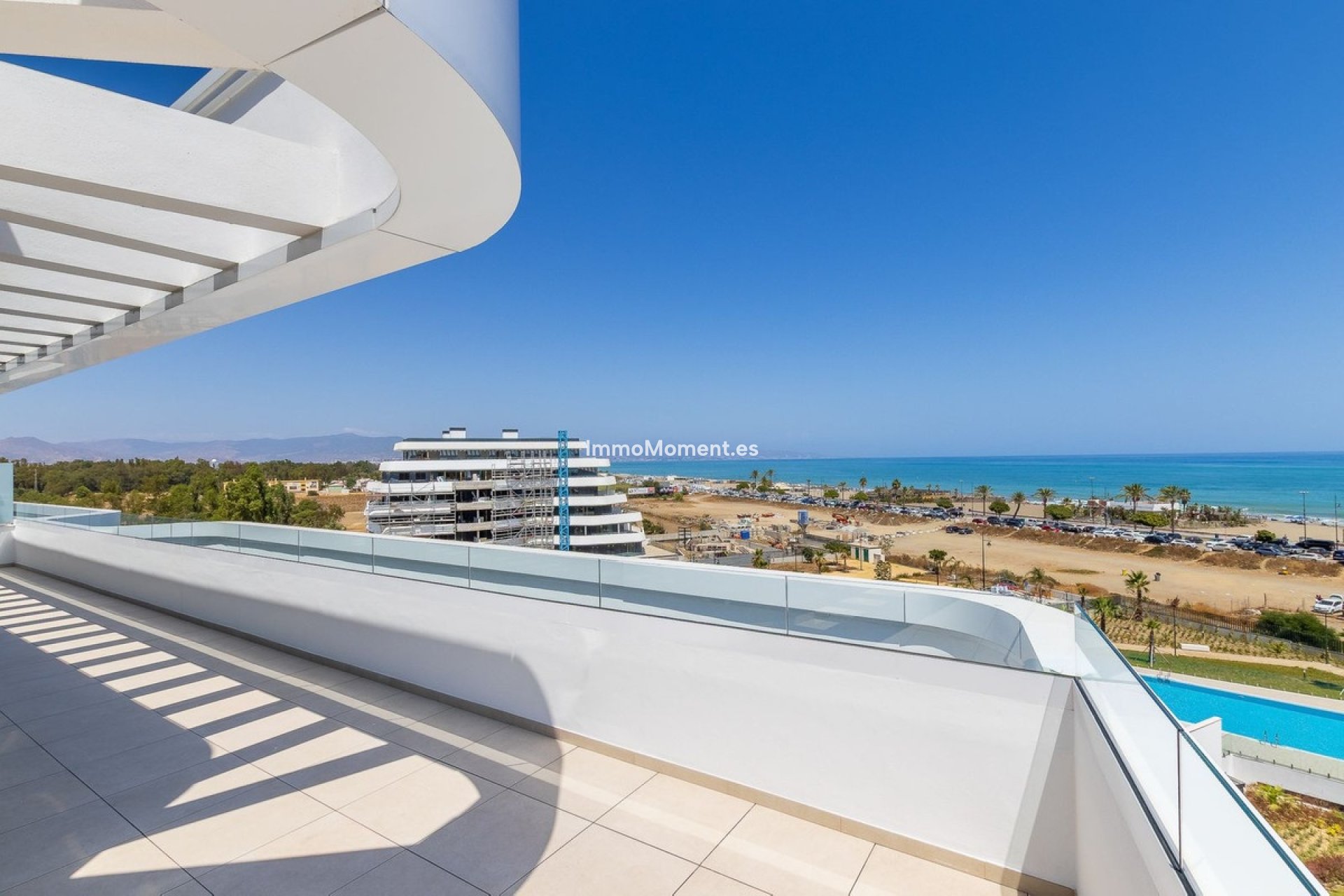 Resale - Apartment - Torremolinos - Playamar