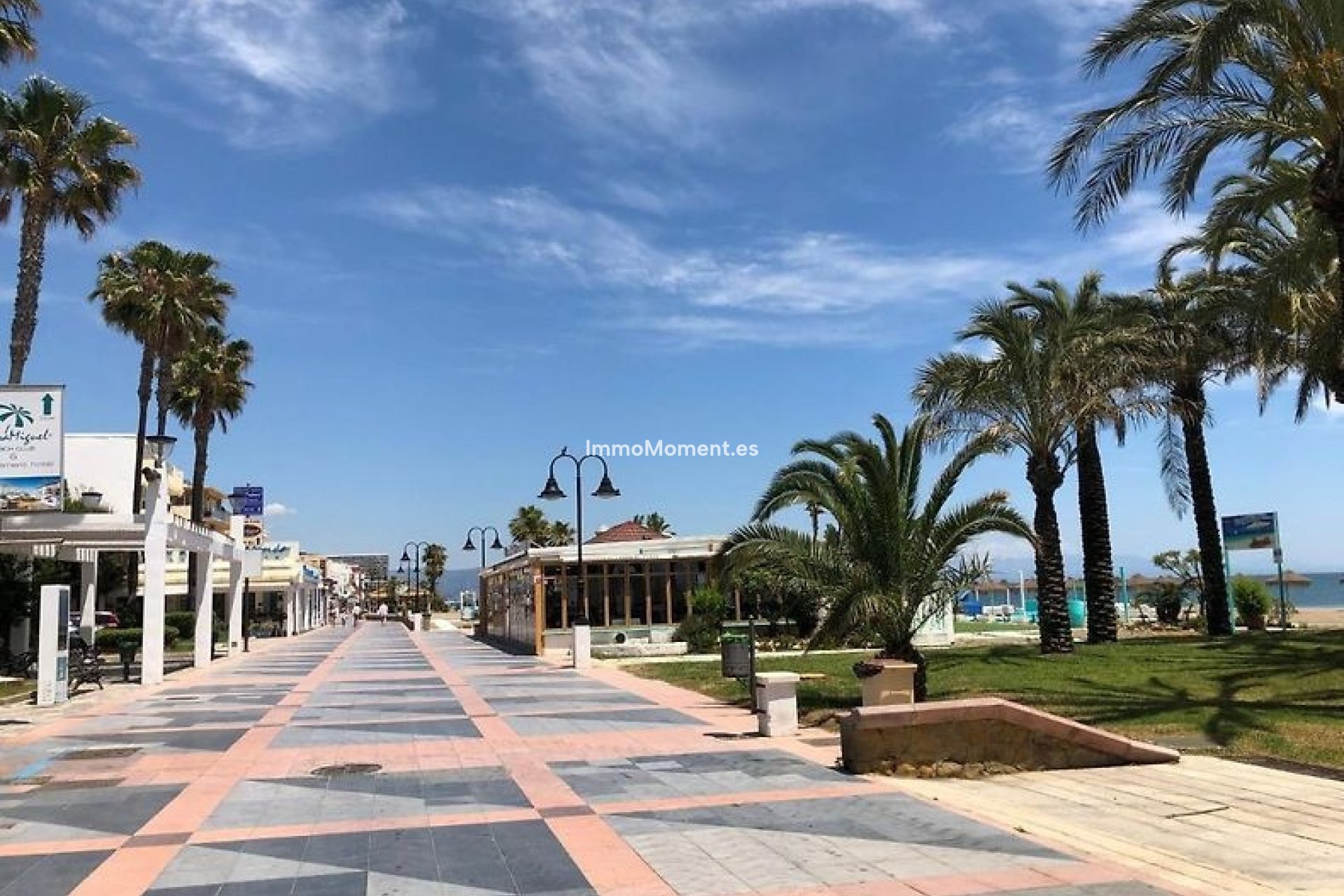 Resale - Apartment - Torremolinos