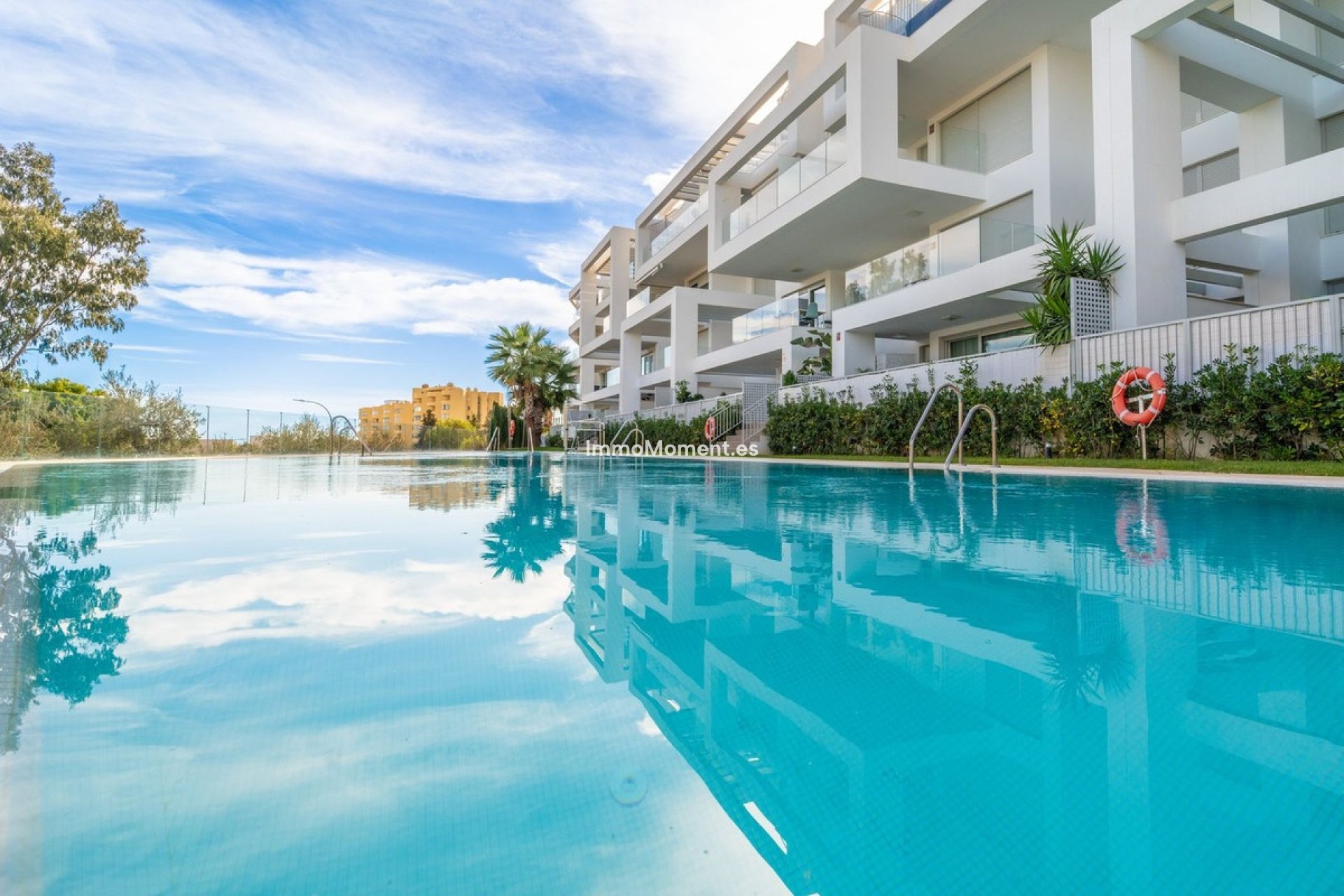 Resale - Apartment - Torremolinos