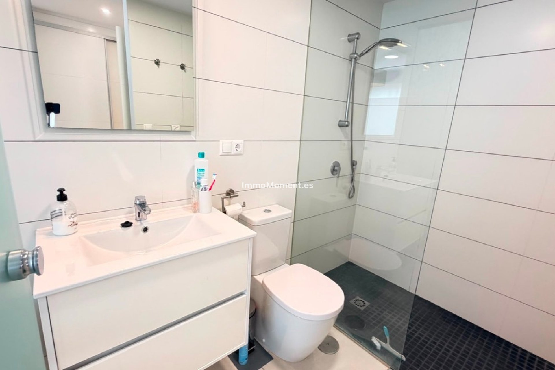 Resale - Apartment - Torrevieja - Aguas Nuevas
