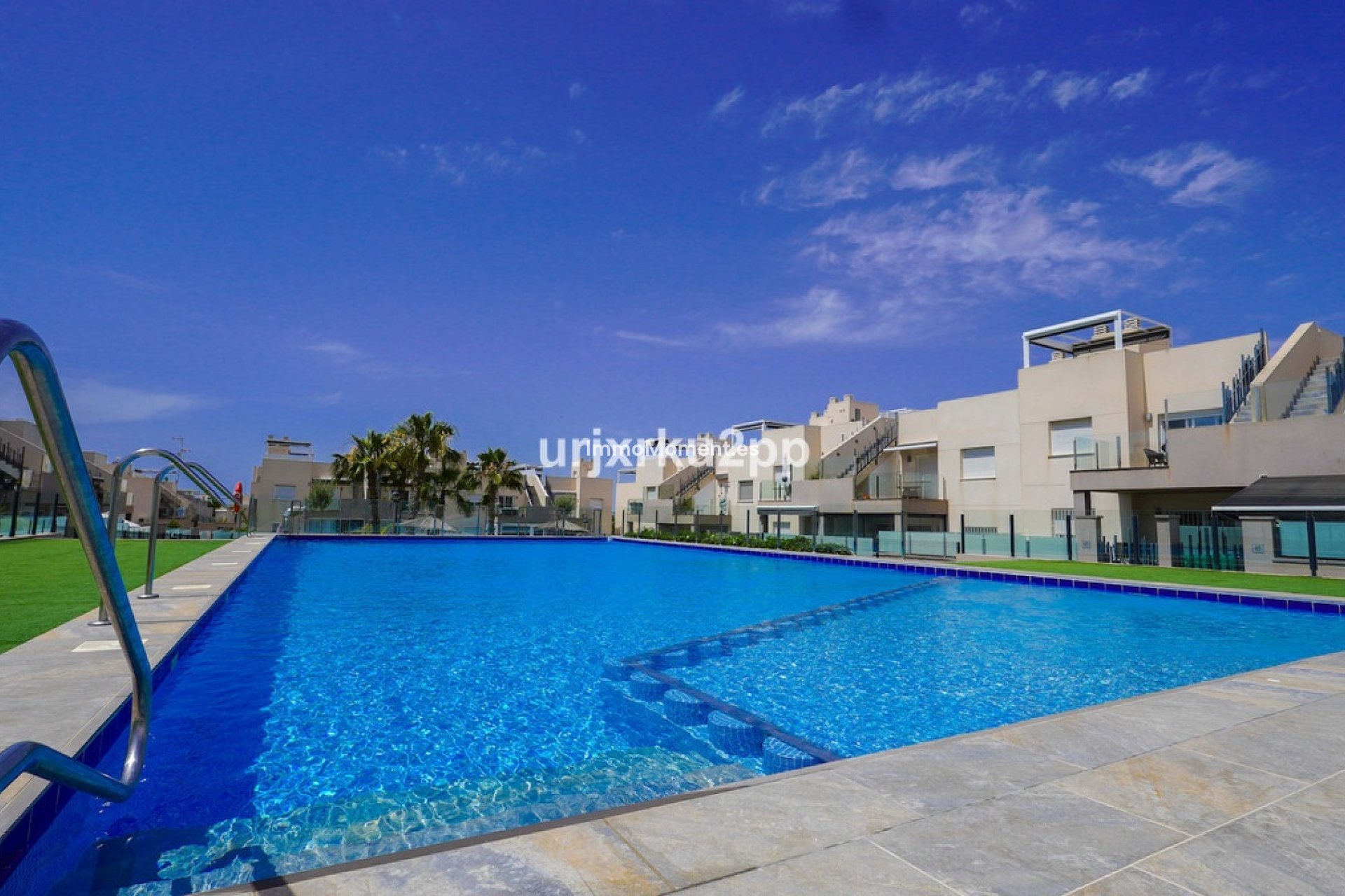 Resale - Apartment - Torrevieja - Aguas Nuevas