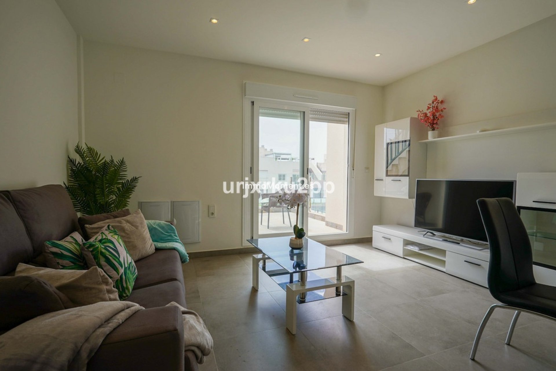 Resale - Apartment - Torrevieja - Aguas Nuevas