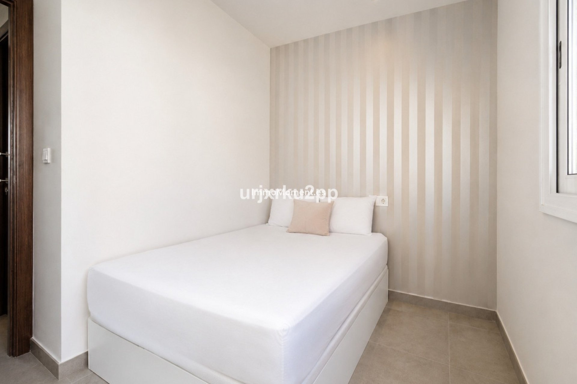 Resale - Apartment - Torrevieja - Aguas Nuevas