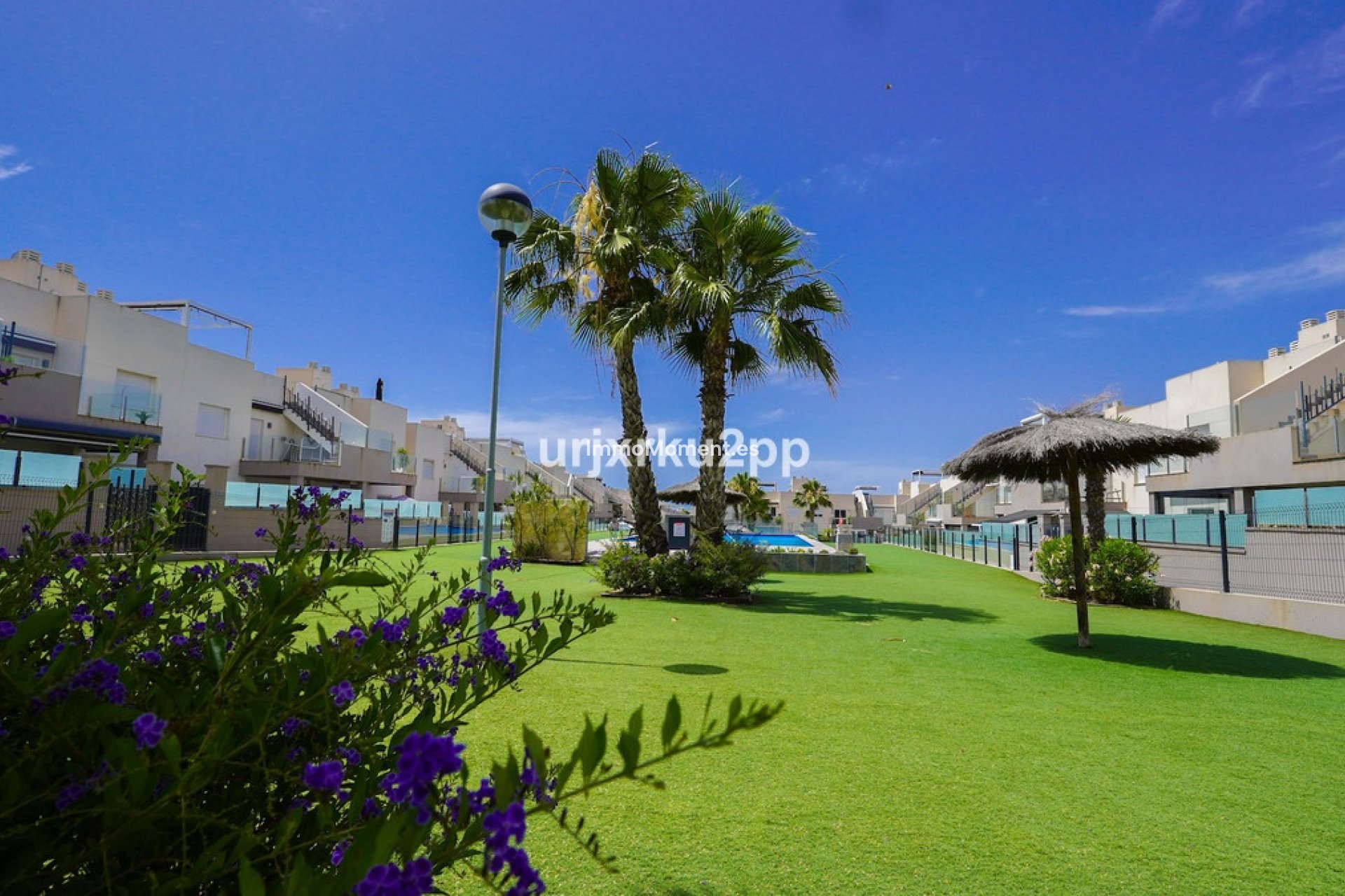 Resale - Apartment - Torrevieja - Aguas Nuevas