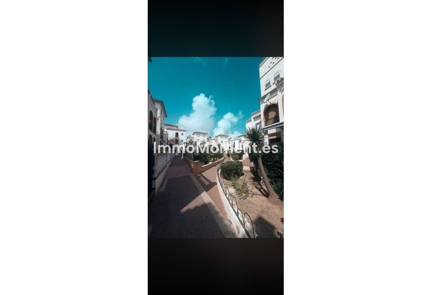 Resale - Apartment - Torrevieja - La Mata