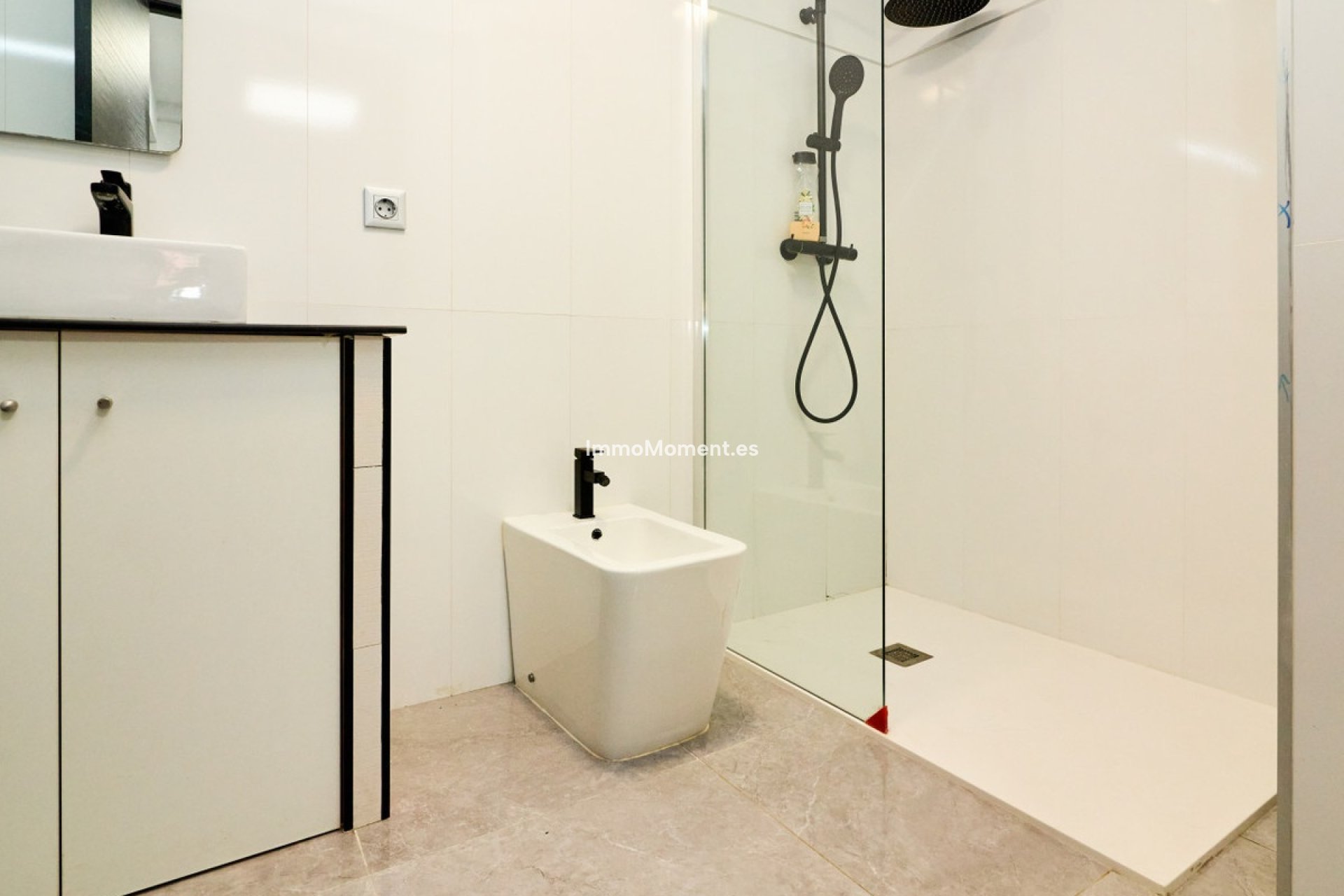 Resale - Apartment - Torrevieja - La Mata