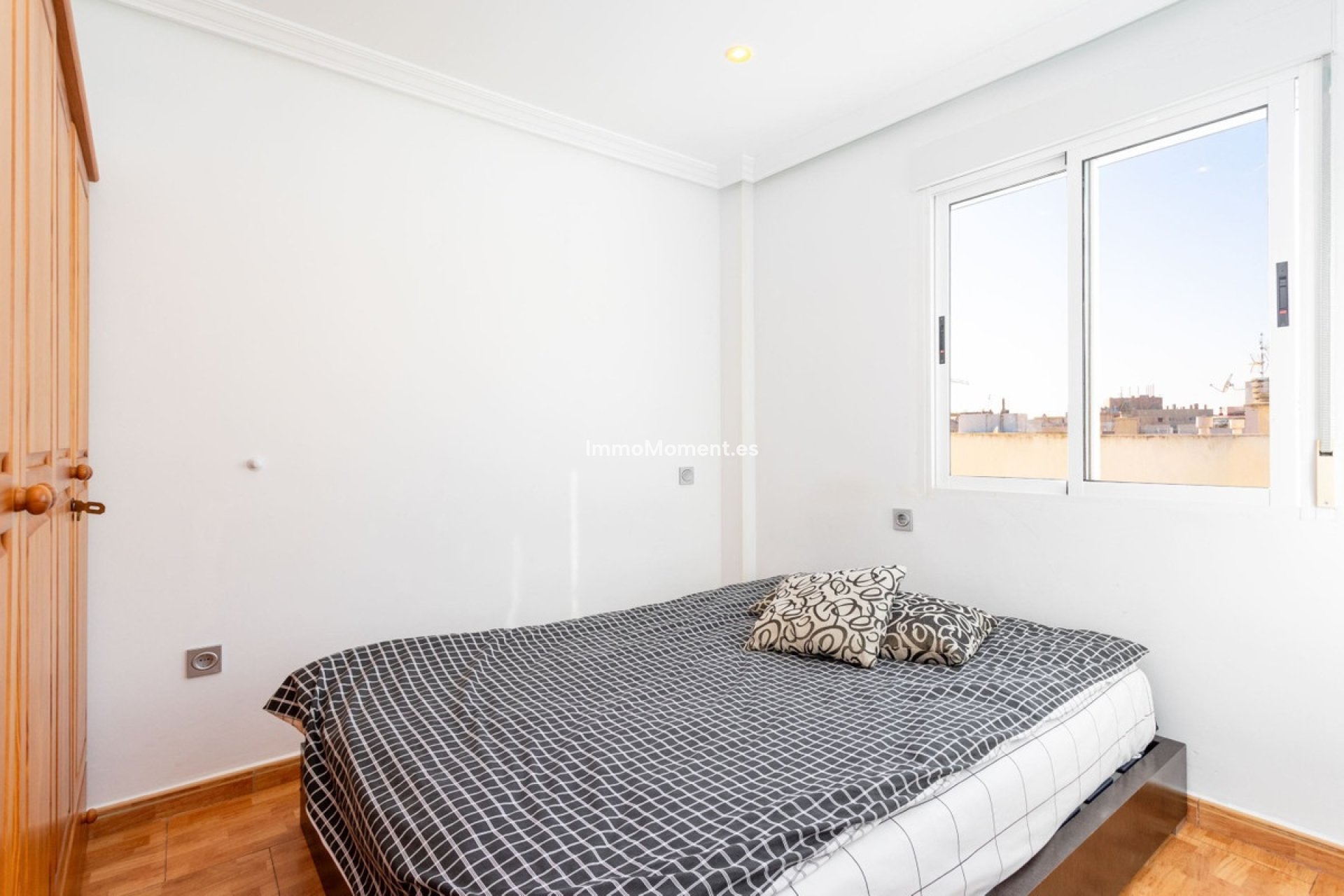 Resale - Apartment - Torrevieja - La Mata