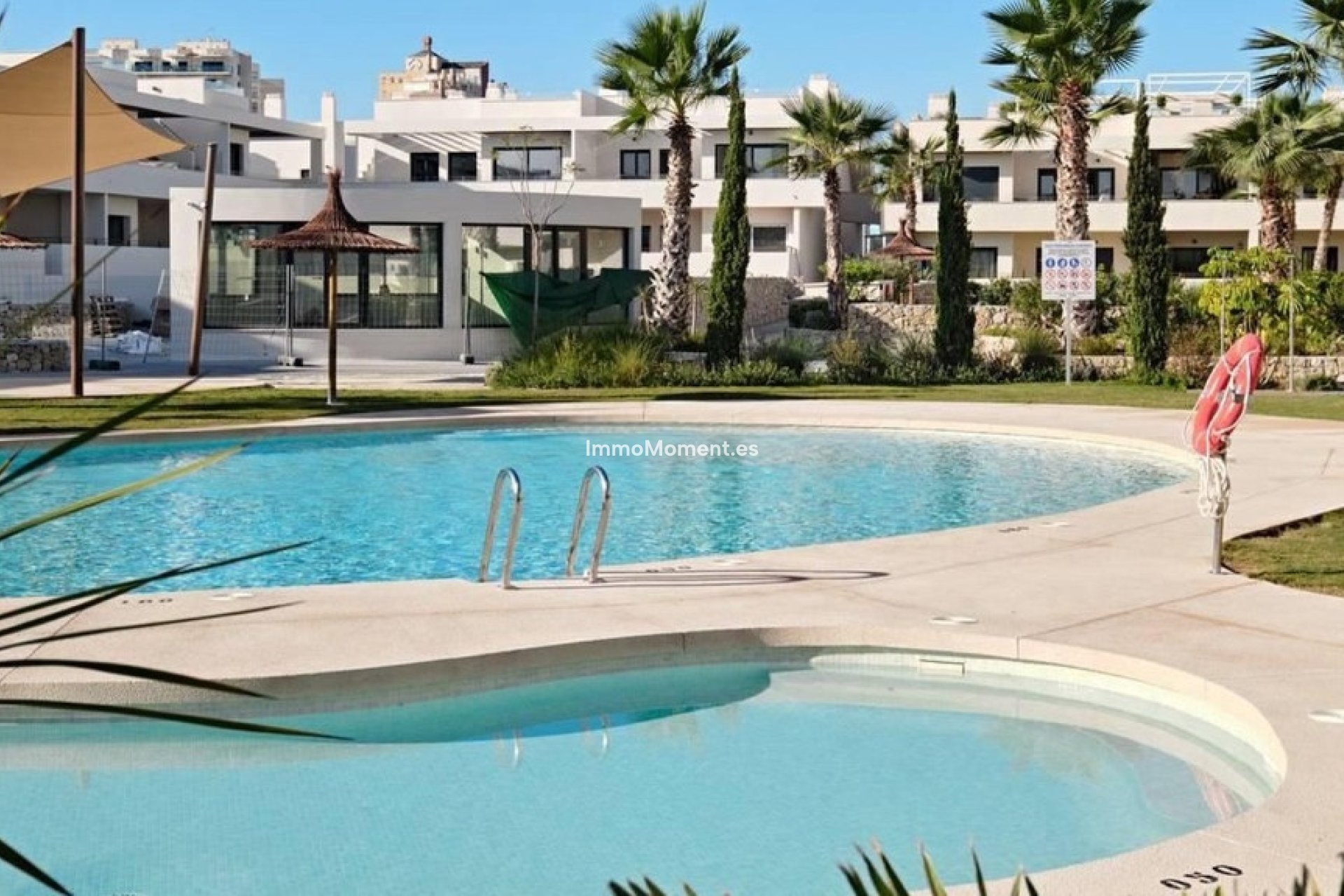 Resale - Apartment - Torrevieja - La Veleta