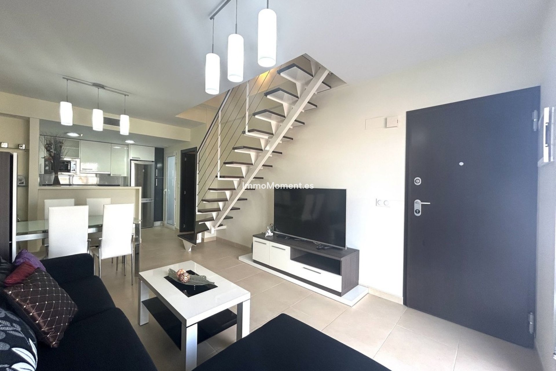 Resale - Apartment - Torrevieja - Playa De La Mata