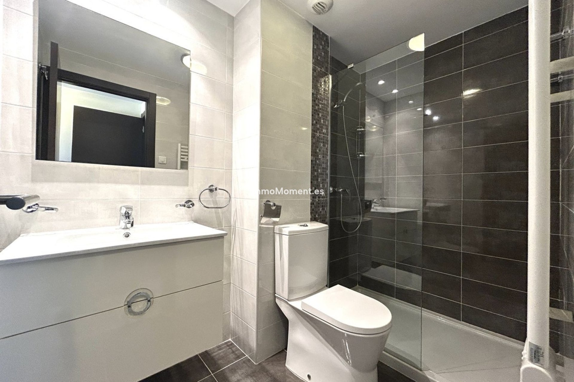 Resale - Apartment - Torrevieja - Playa De La Mata