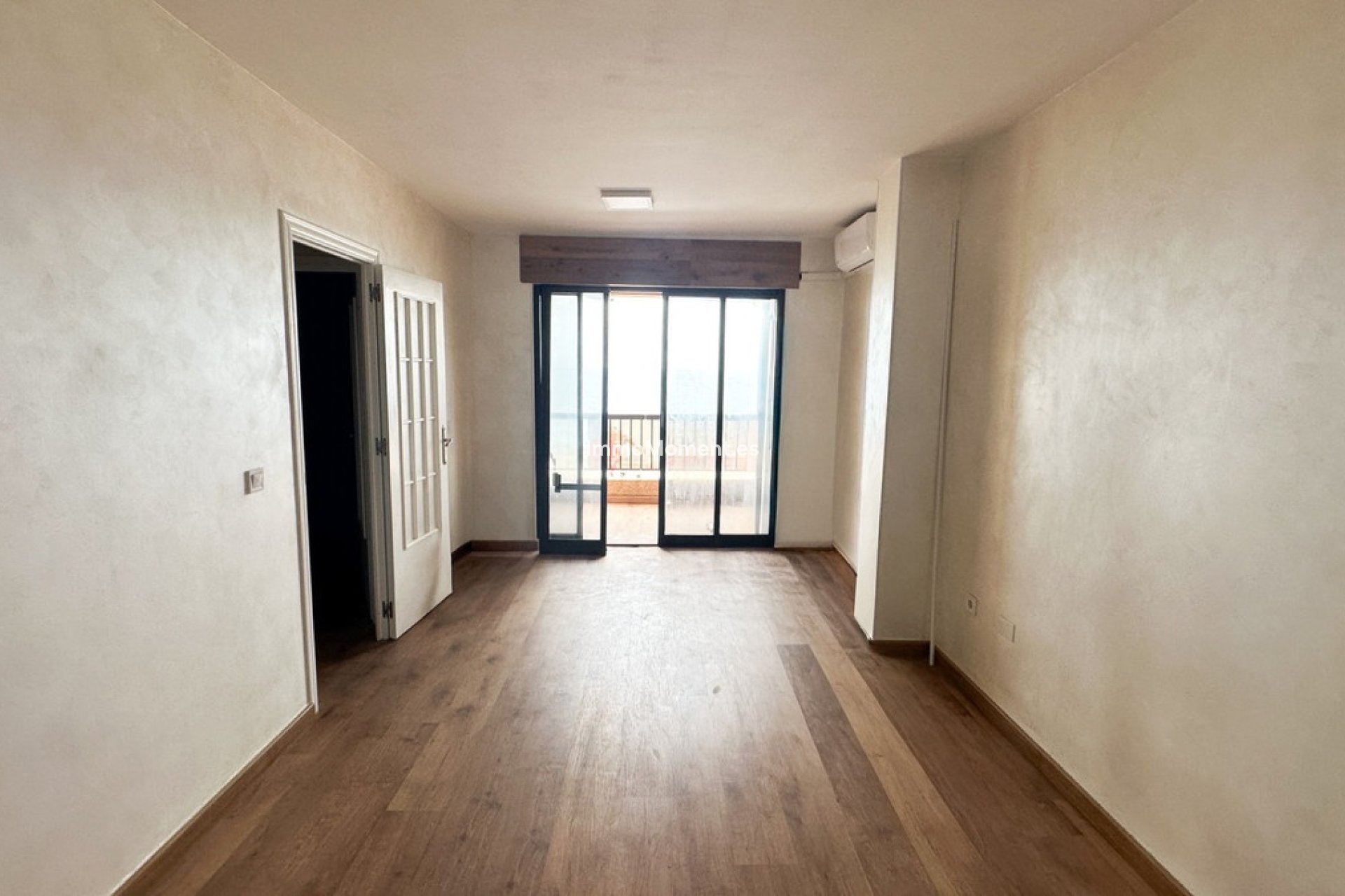 Resale - Apartment - Torrevieja - Playa de los Locos