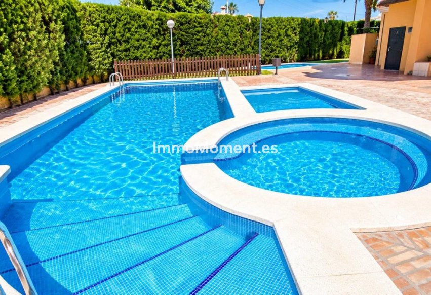 Resale - Apartment - Torrevieja - Playa de los Locos