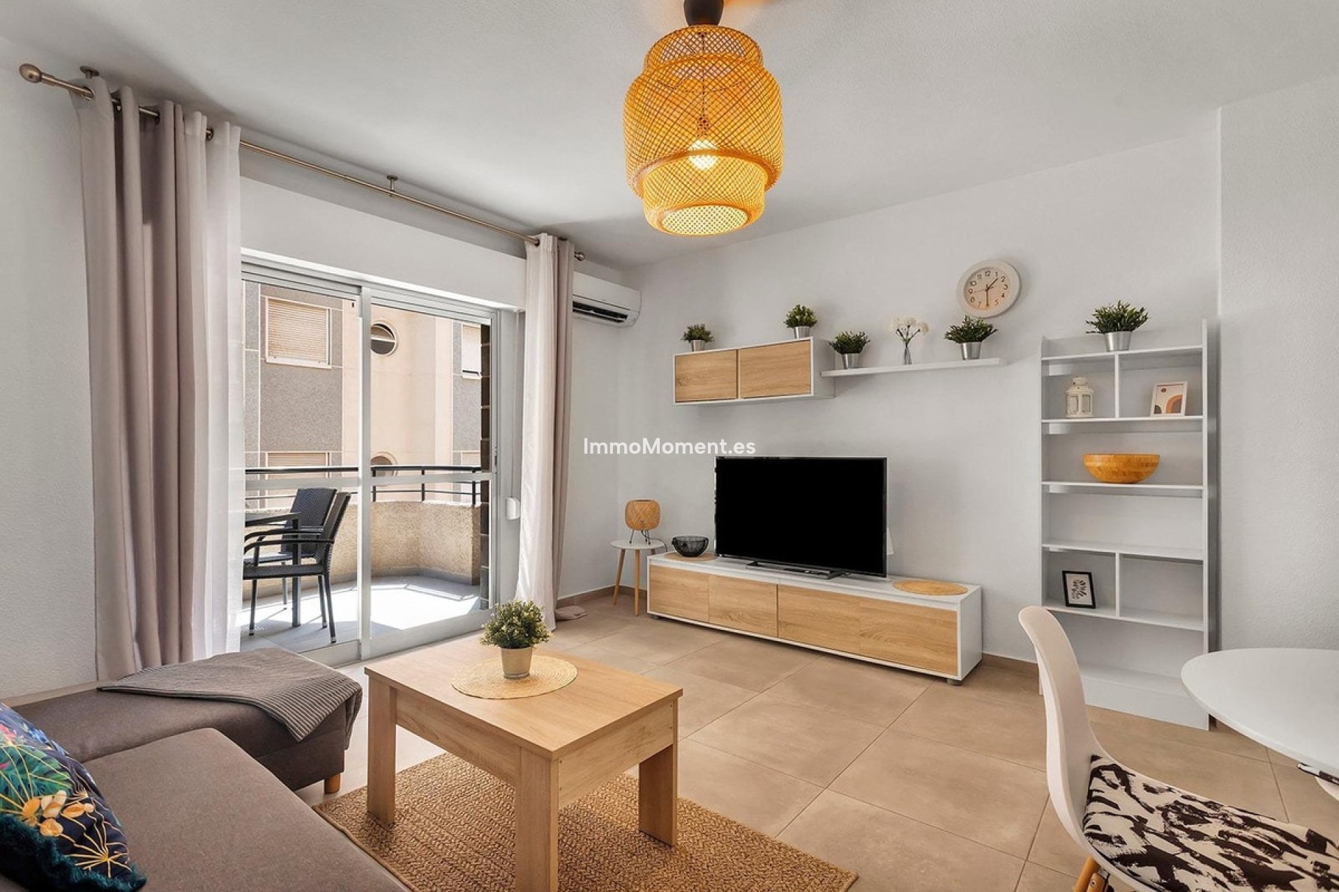 Resale - Apartment - Torrevieja - Playa de los Locos