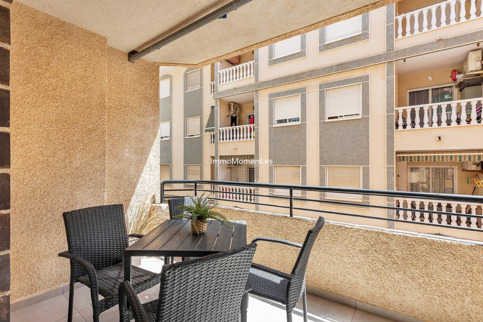 Resale - Apartment - Torrevieja - Playa de los Locos