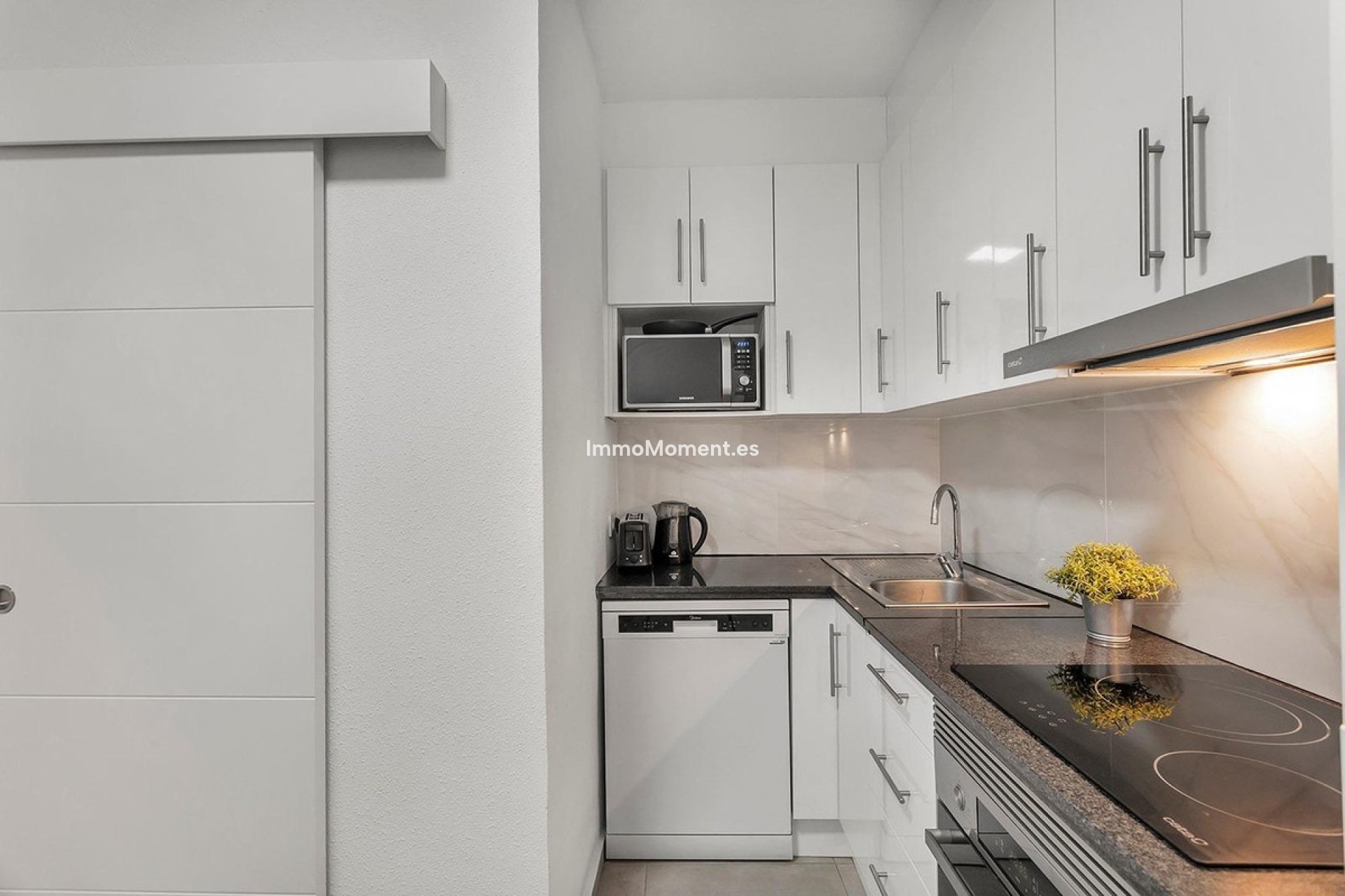 Resale - Apartment - Torrevieja - Playa de los Locos