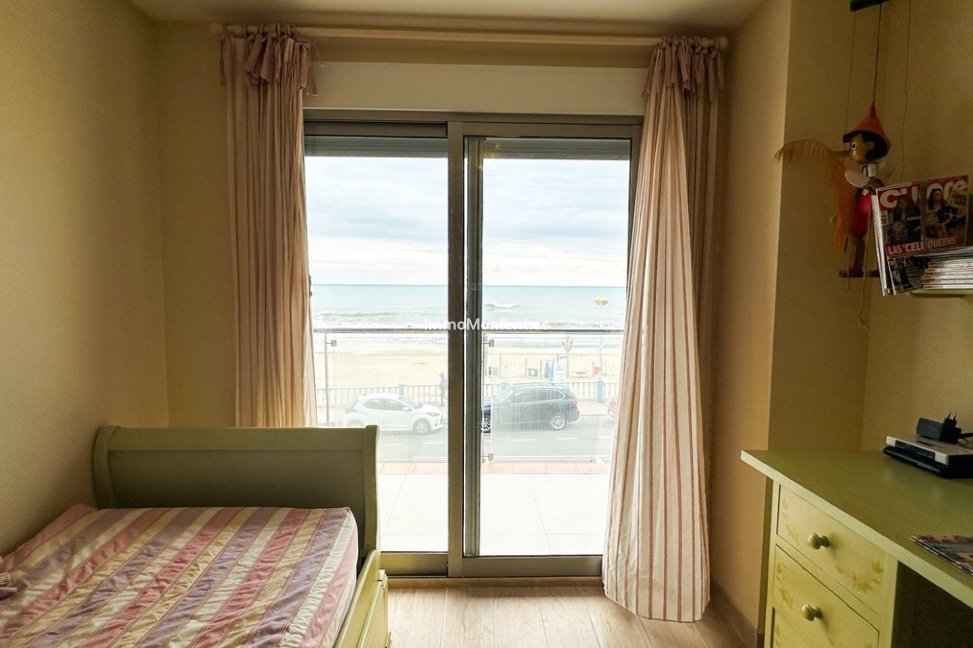 Resale - Apartment - Torrevieja - Playa de los Locos