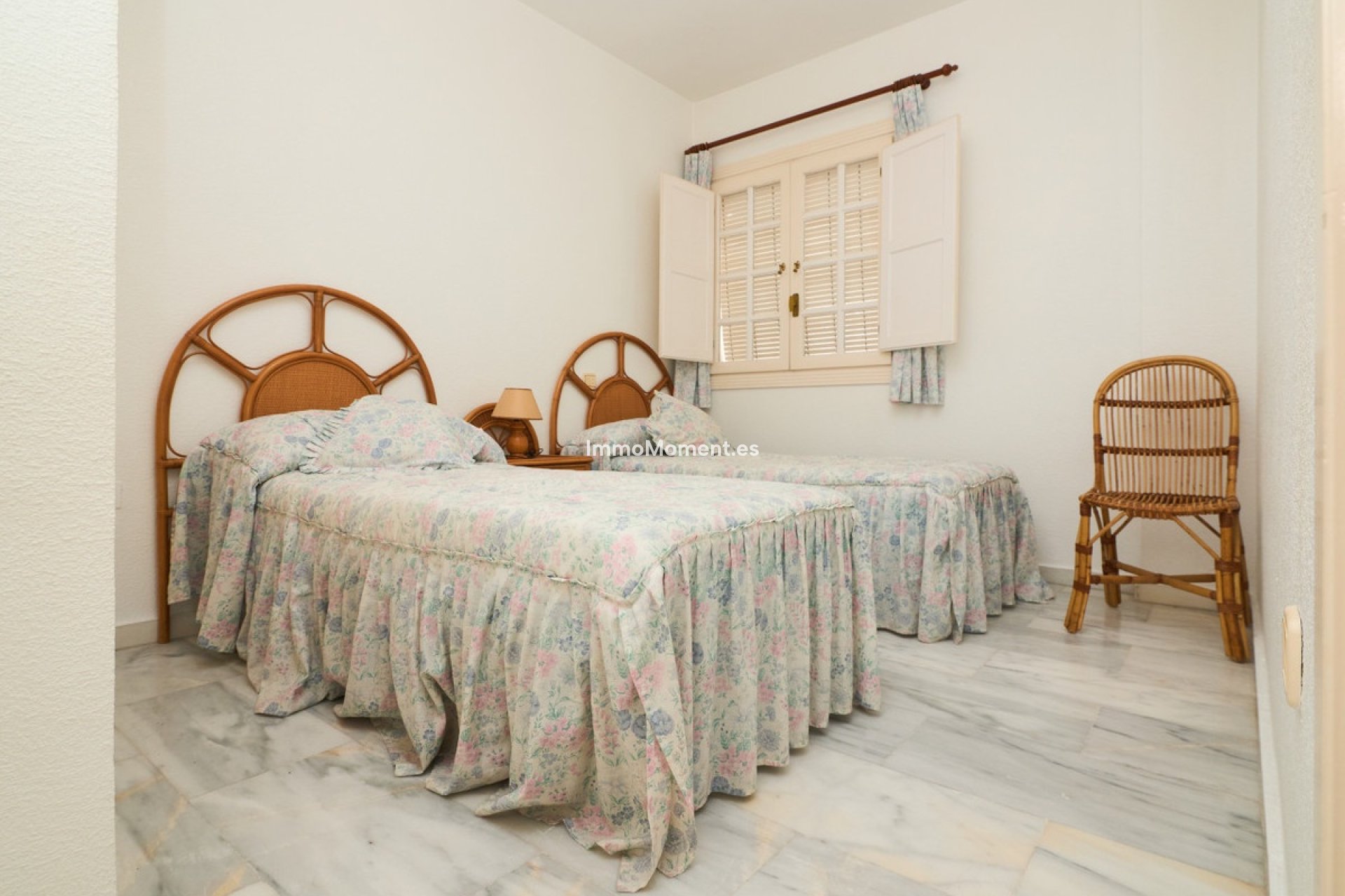 Resale - Apartment - Torrevieja - Playa de los Locos