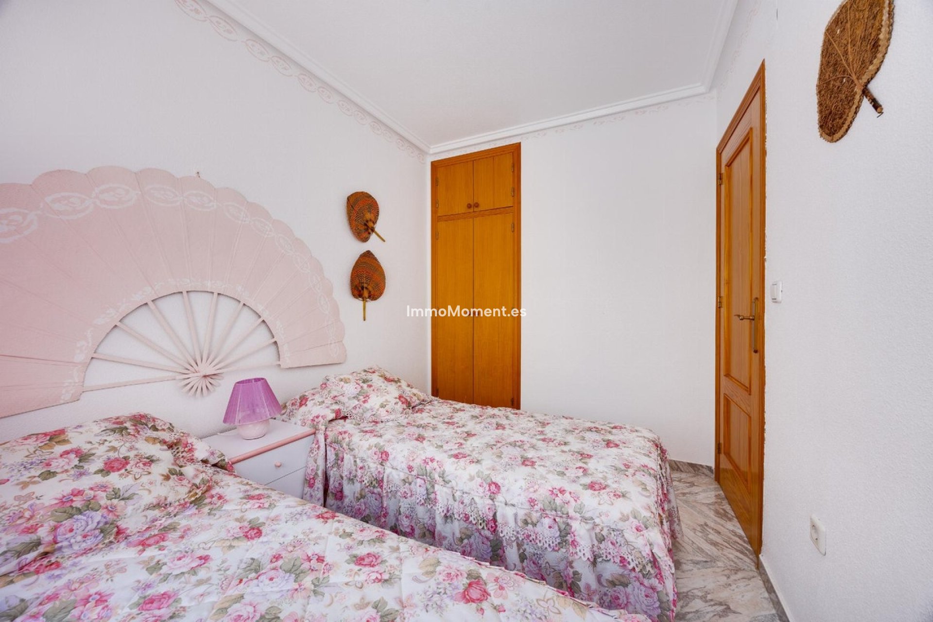 Resale - Apartment - Torrevieja - Torrevieja Centro