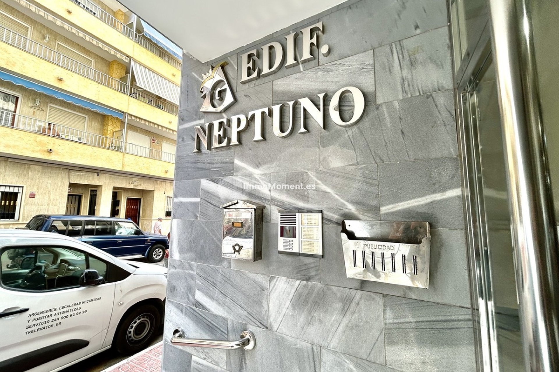 Resale - Apartment - Torrevieja - Torrevieja Centro