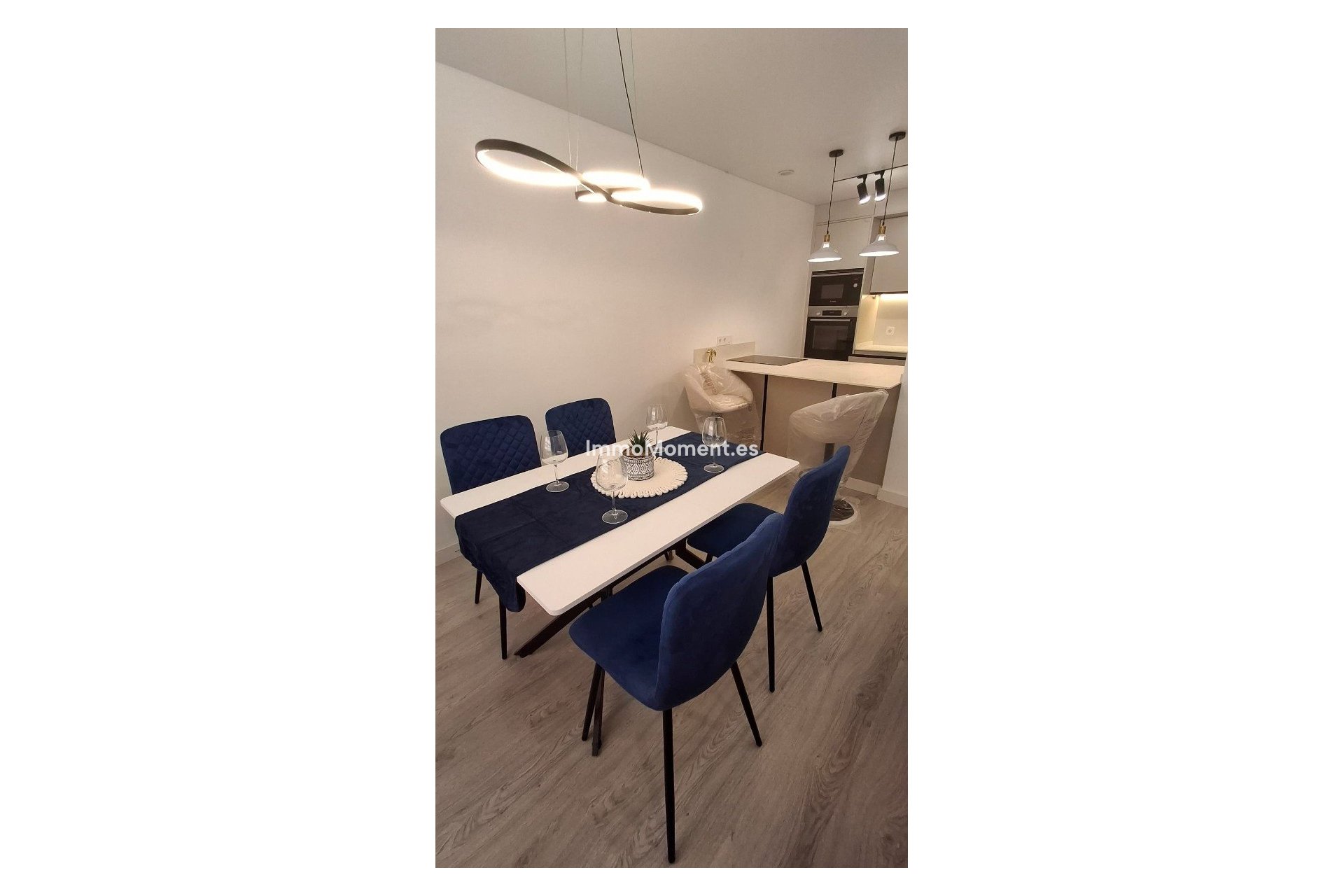 Resale - Apartment - Torrevieja - Torrevieja Centro