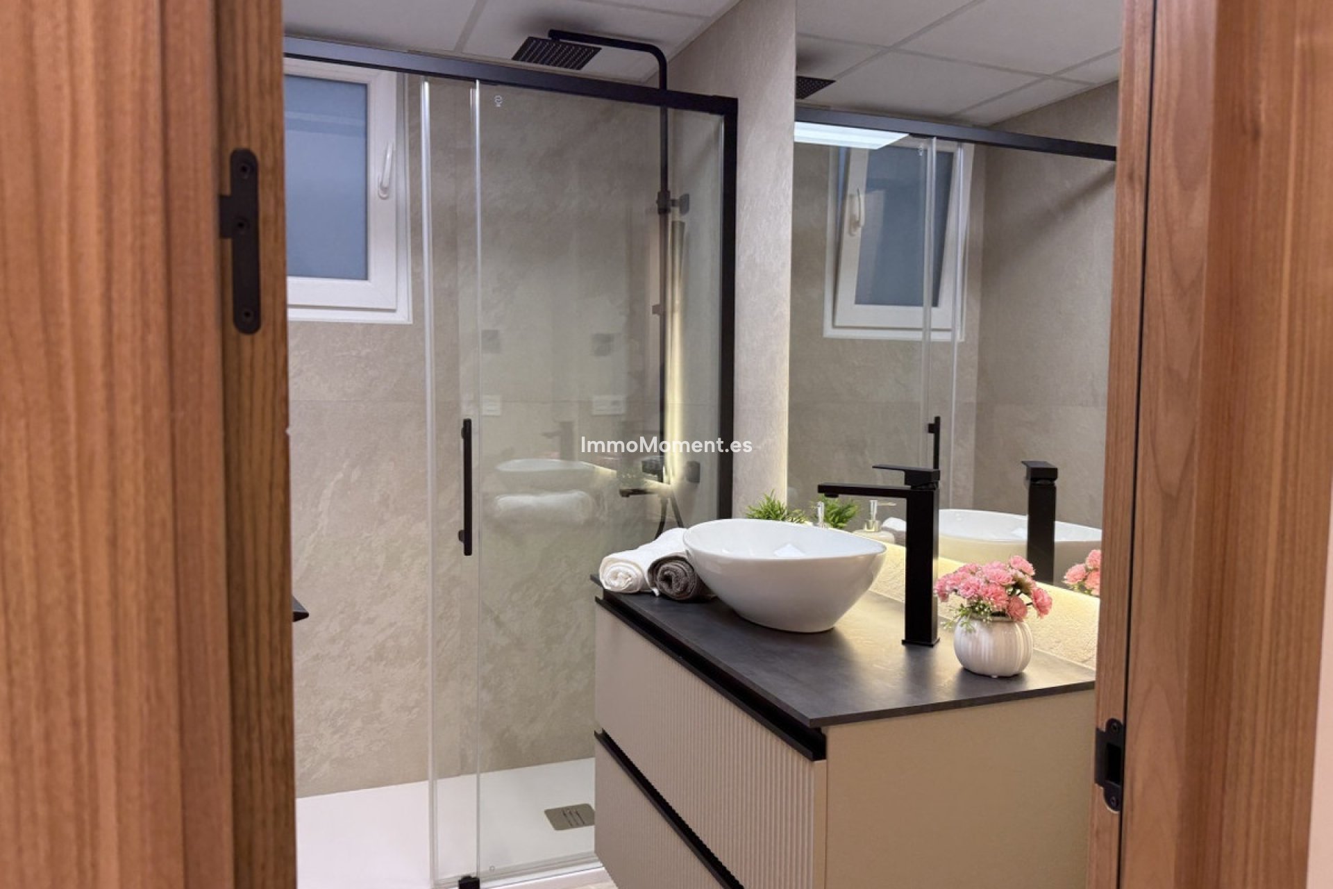 Resale - Apartment - Torrevieja - Torrevieja Centro