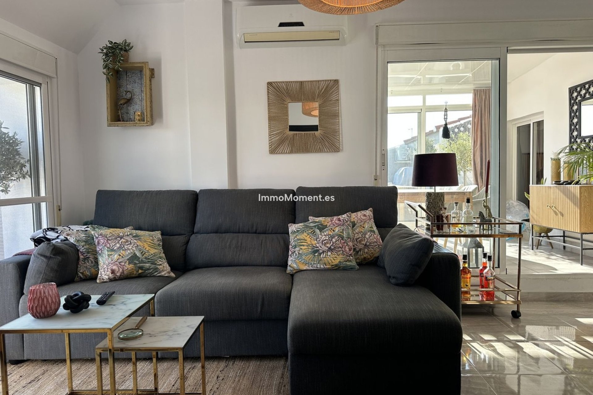 Resale - Apartment - Torrevieja - Torrevieja Centro