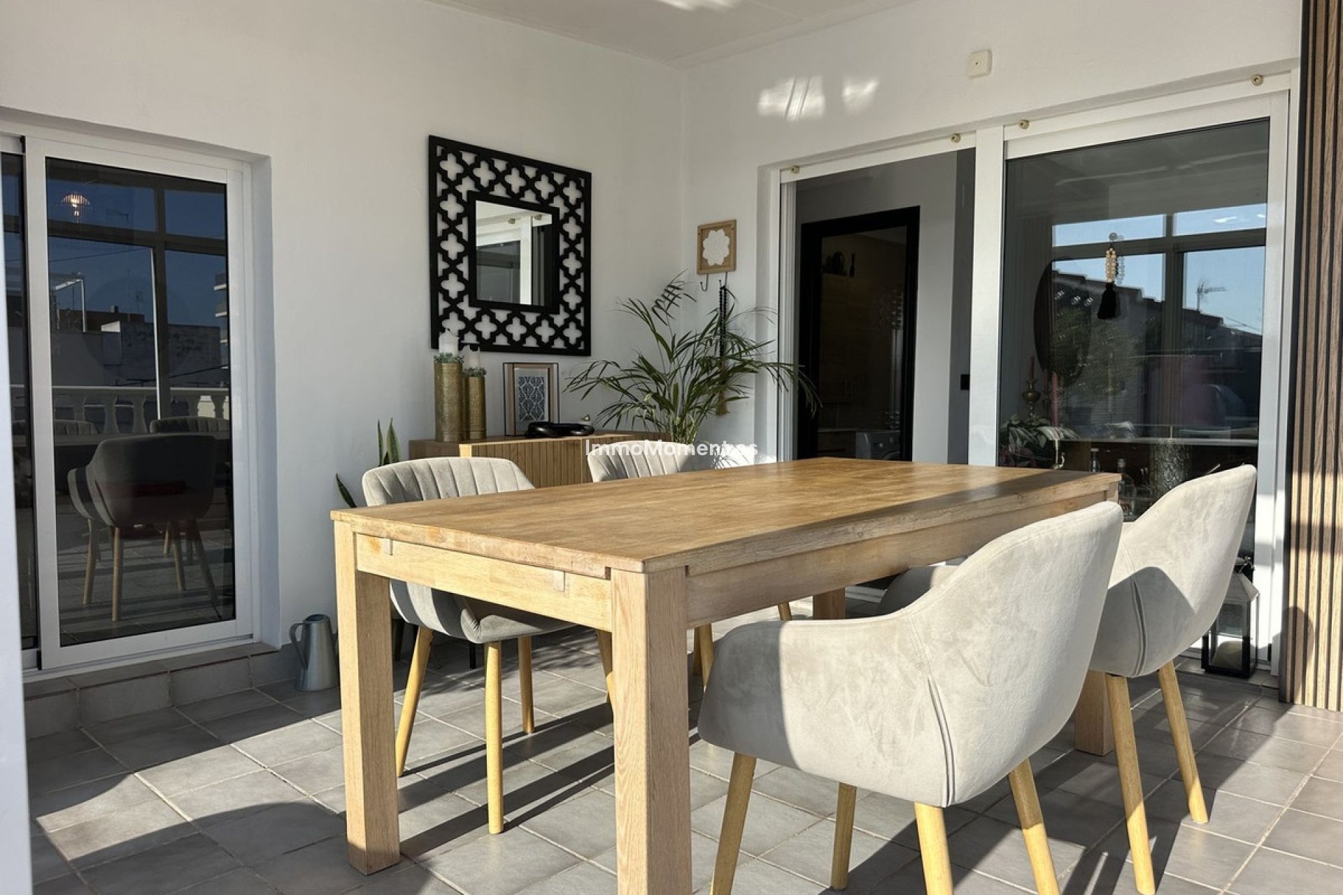 Resale - Apartment - Torrevieja - Torrevieja Centro