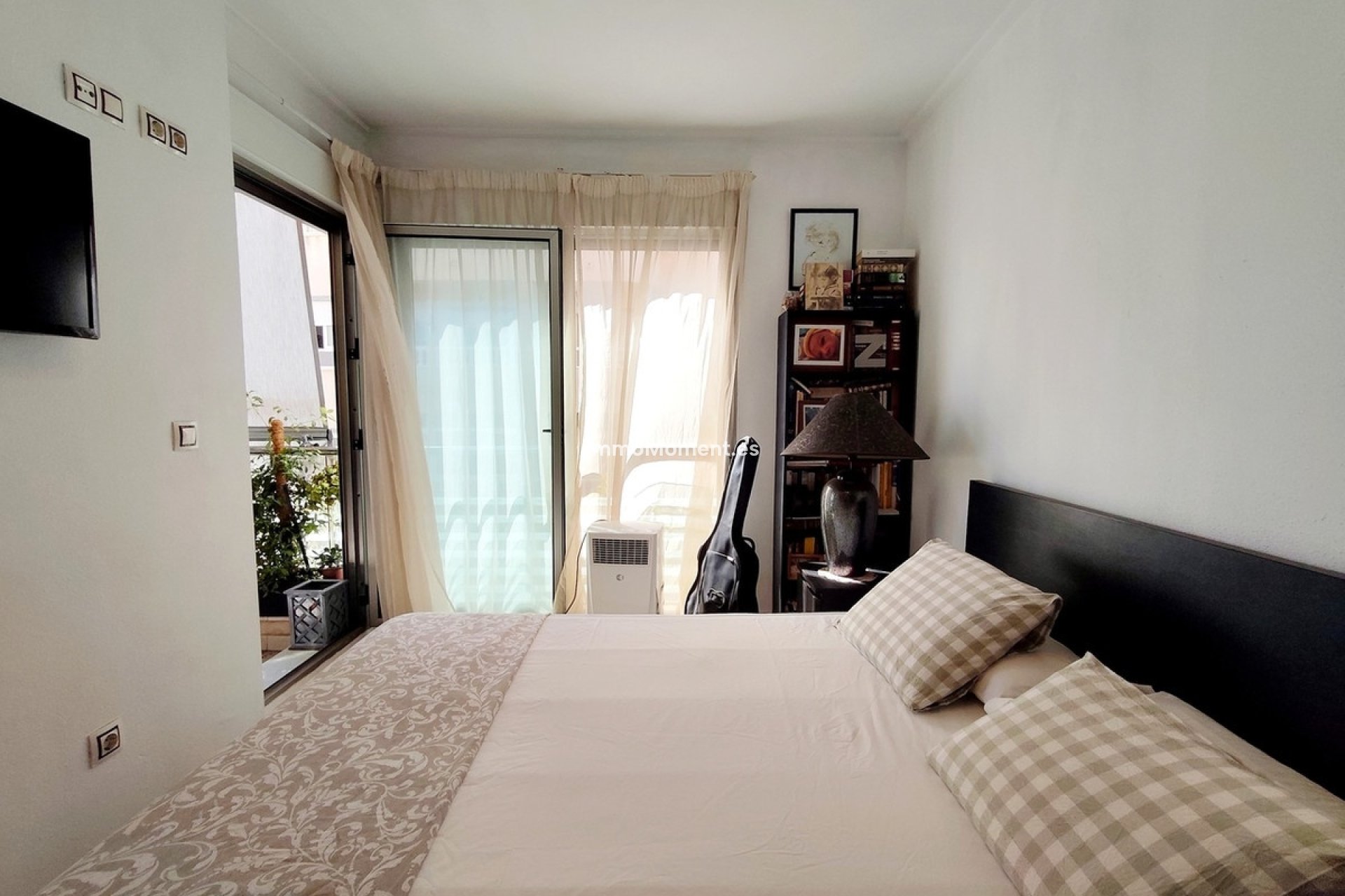 Resale - Apartment - Torrevieja - Torrevieja Centro