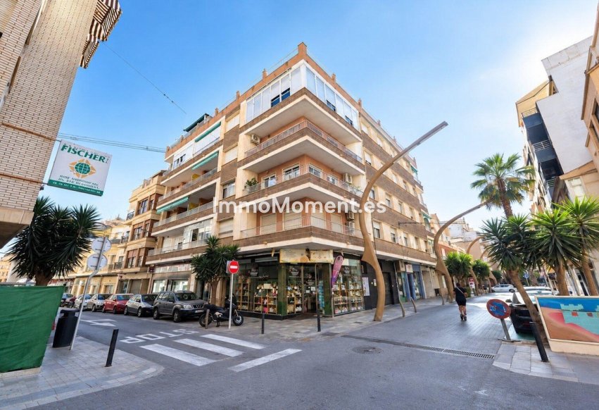Resale - Apartment - Torrevieja - Torrevieja Centro