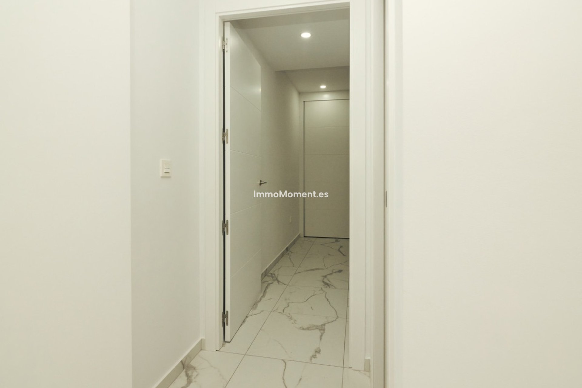 Resale - Apartment - Torrevieja - Torrevieja Centro