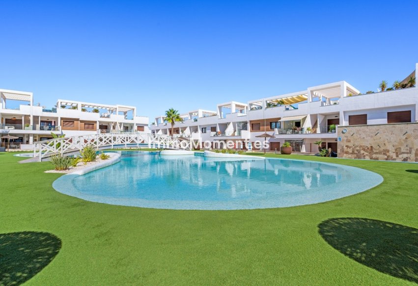 Resale - Apartment - Torrevieja - Torrevieja Centro