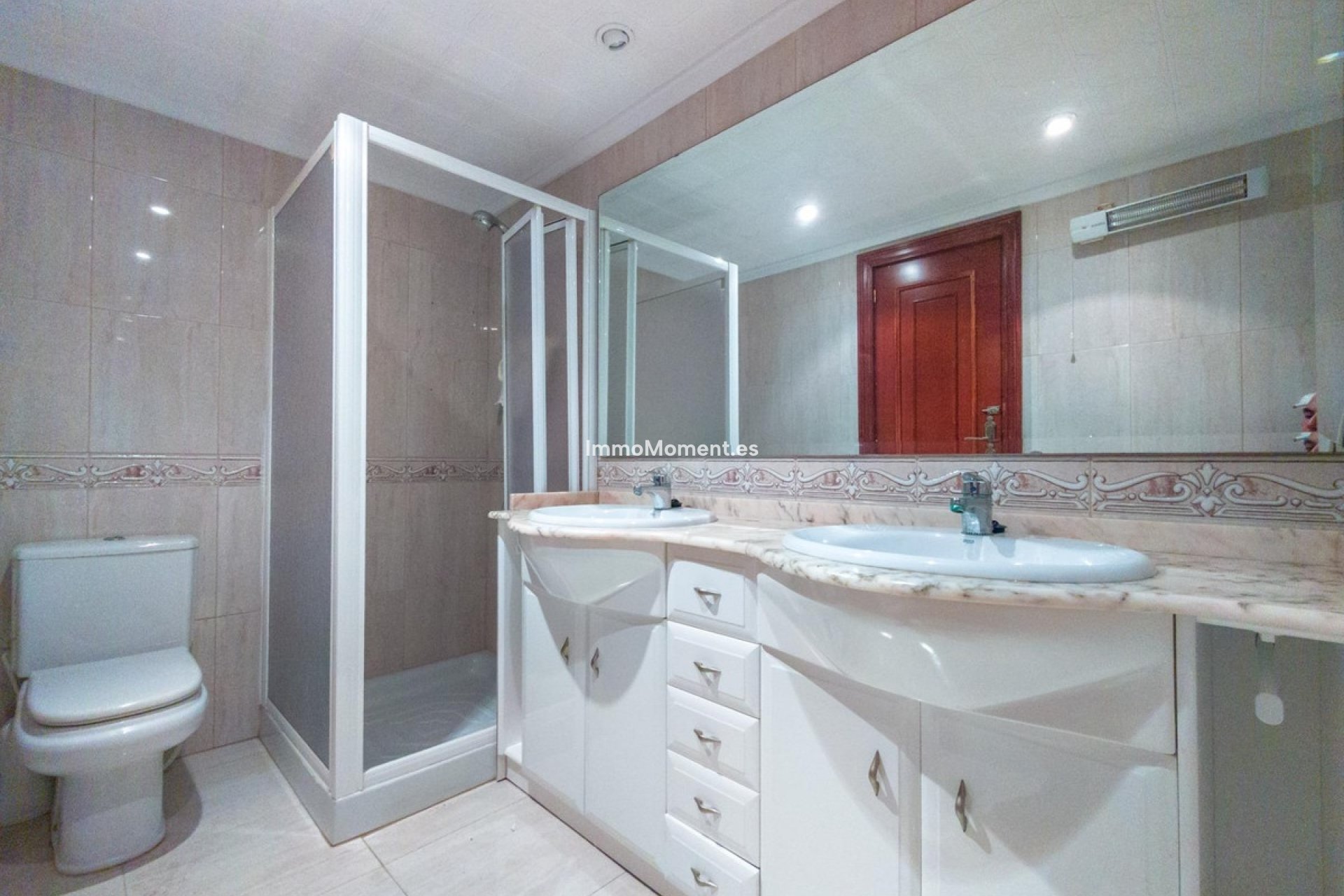 Resale - Apartment - Torrevieja - Torrevieja Centro