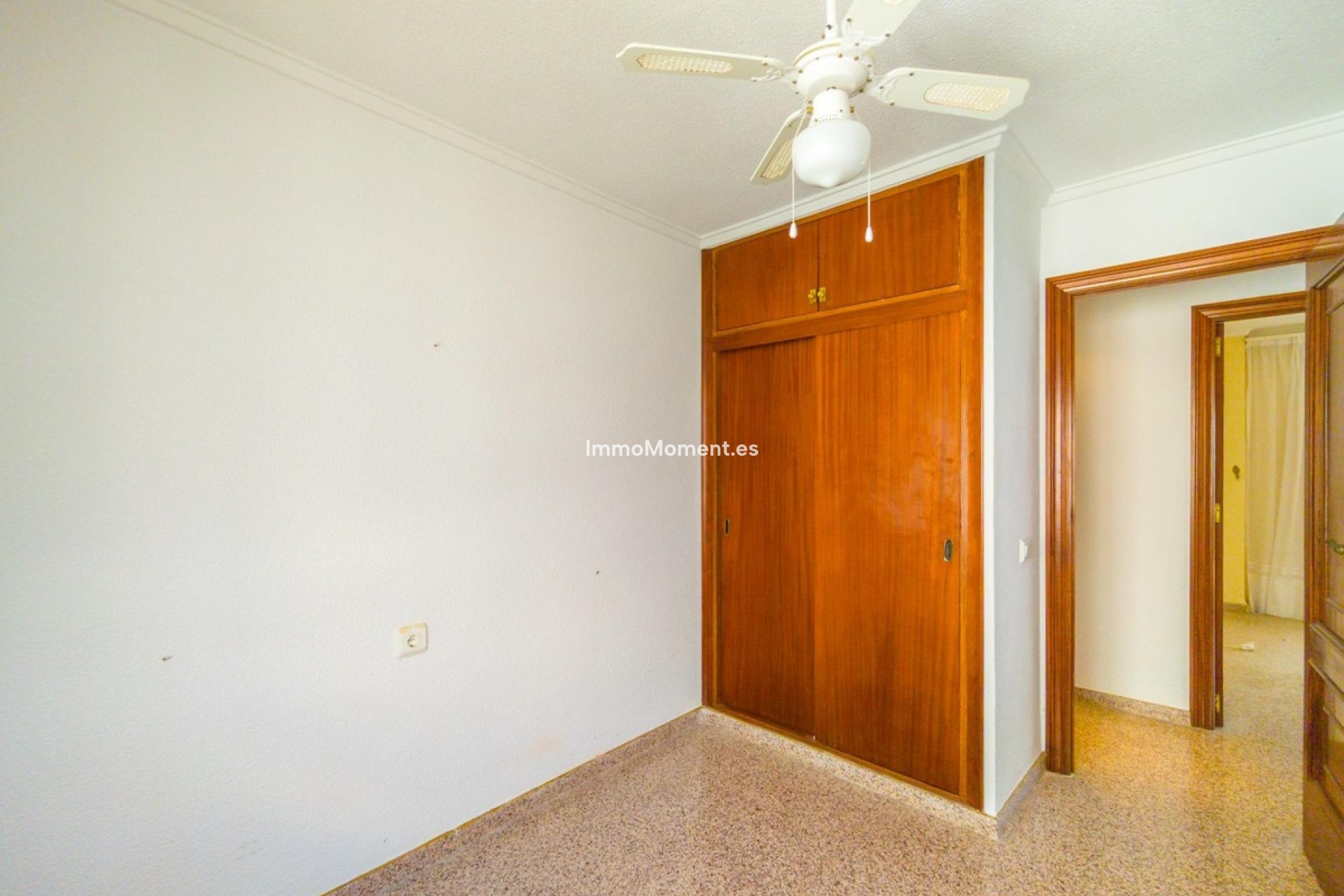 Resale - Apartment - Torrevieja - Torrevieja Centro