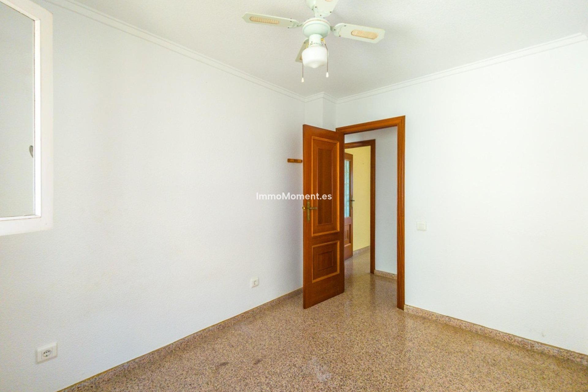 Resale - Apartment - Torrevieja - Torrevieja Centro