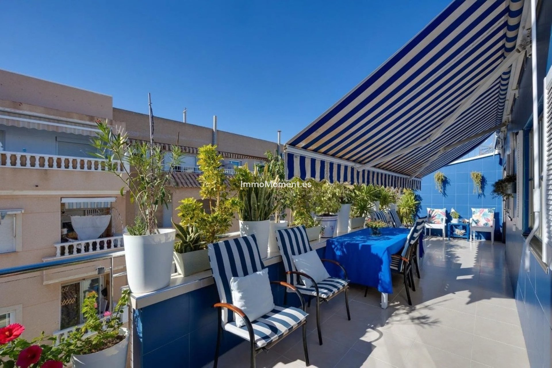 Resale - Apartment - Torrevieja - Torrevieja Centro