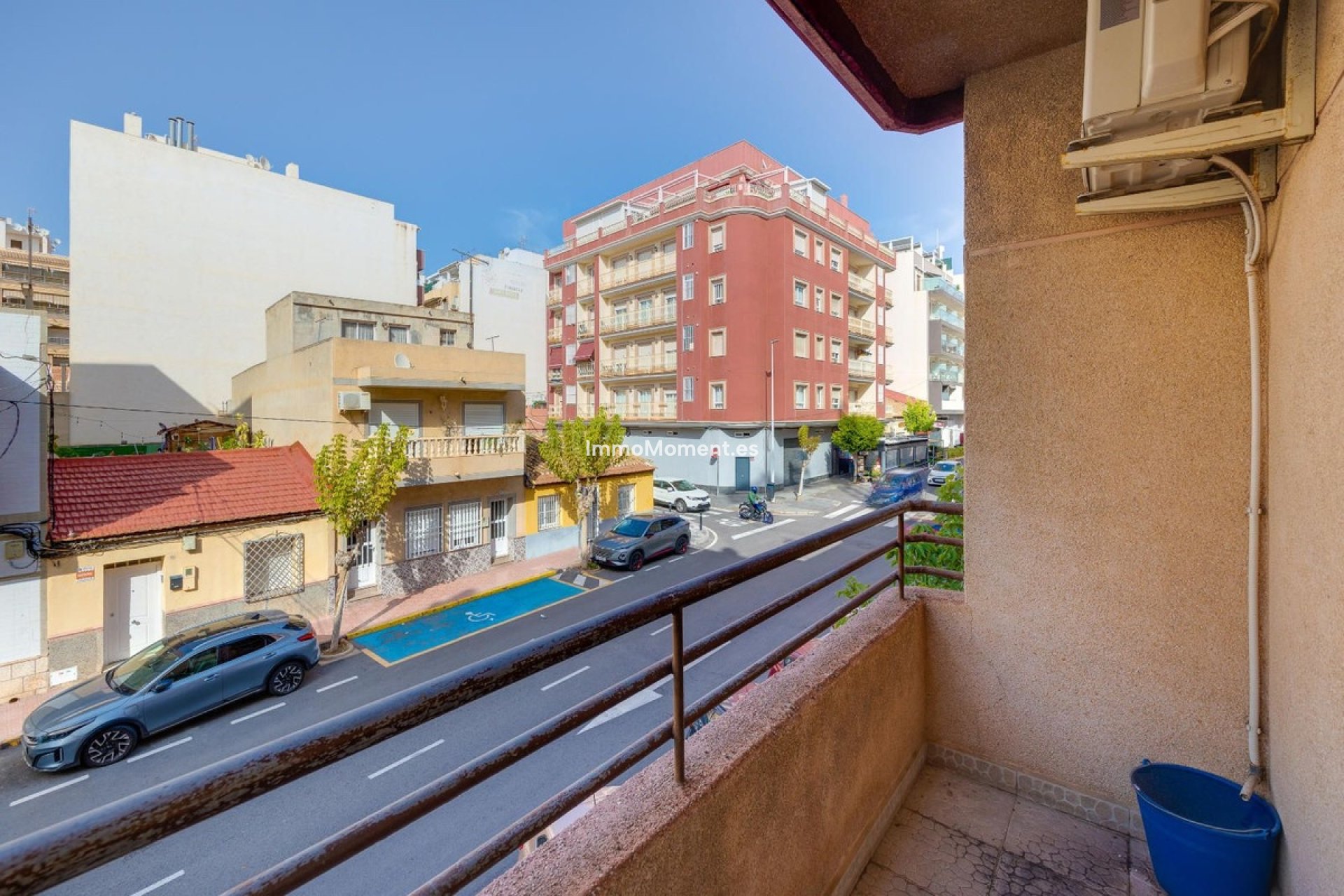 Resale - Apartment - Torrevieja - Torrevieja Centro