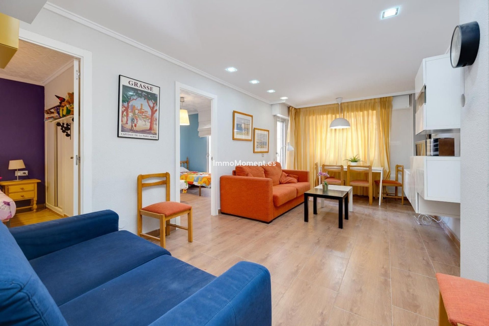 Resale - Apartment - Torrevieja - Torrevieja Centro