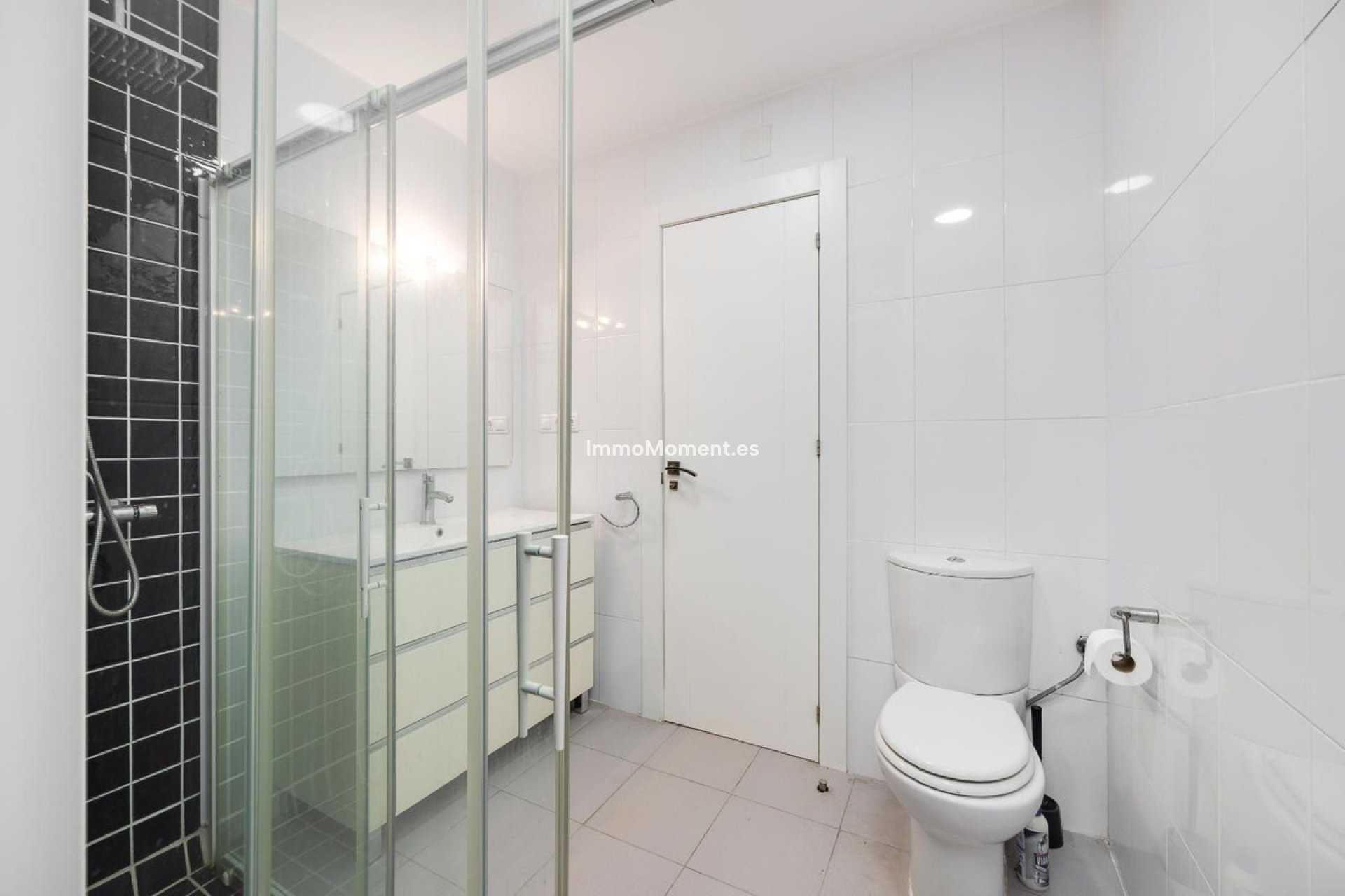 Resale - Apartment - Torrevieja - Torrevieja Centro