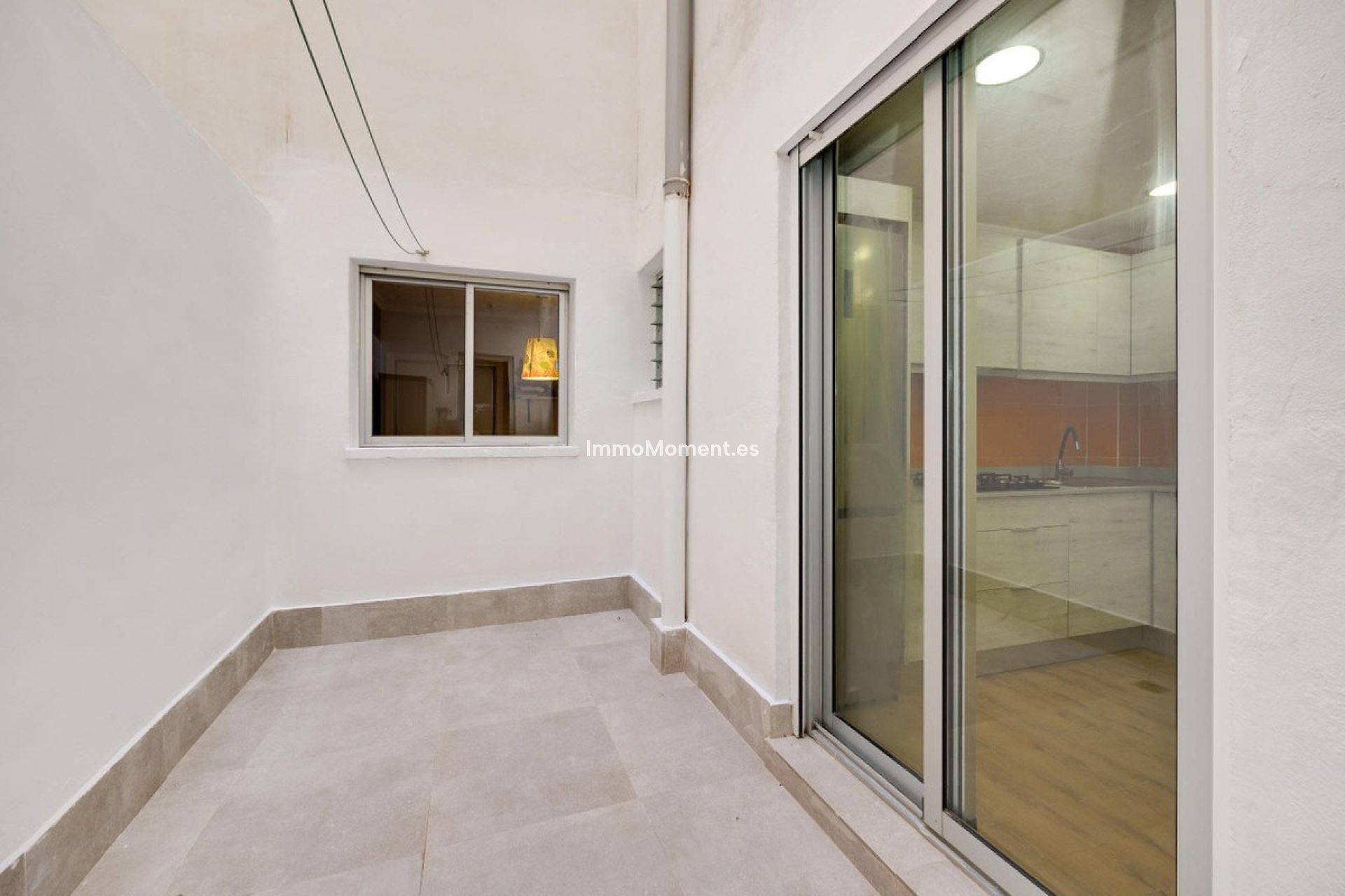 Resale - Apartment - Torrevieja - Torrevieja Centro