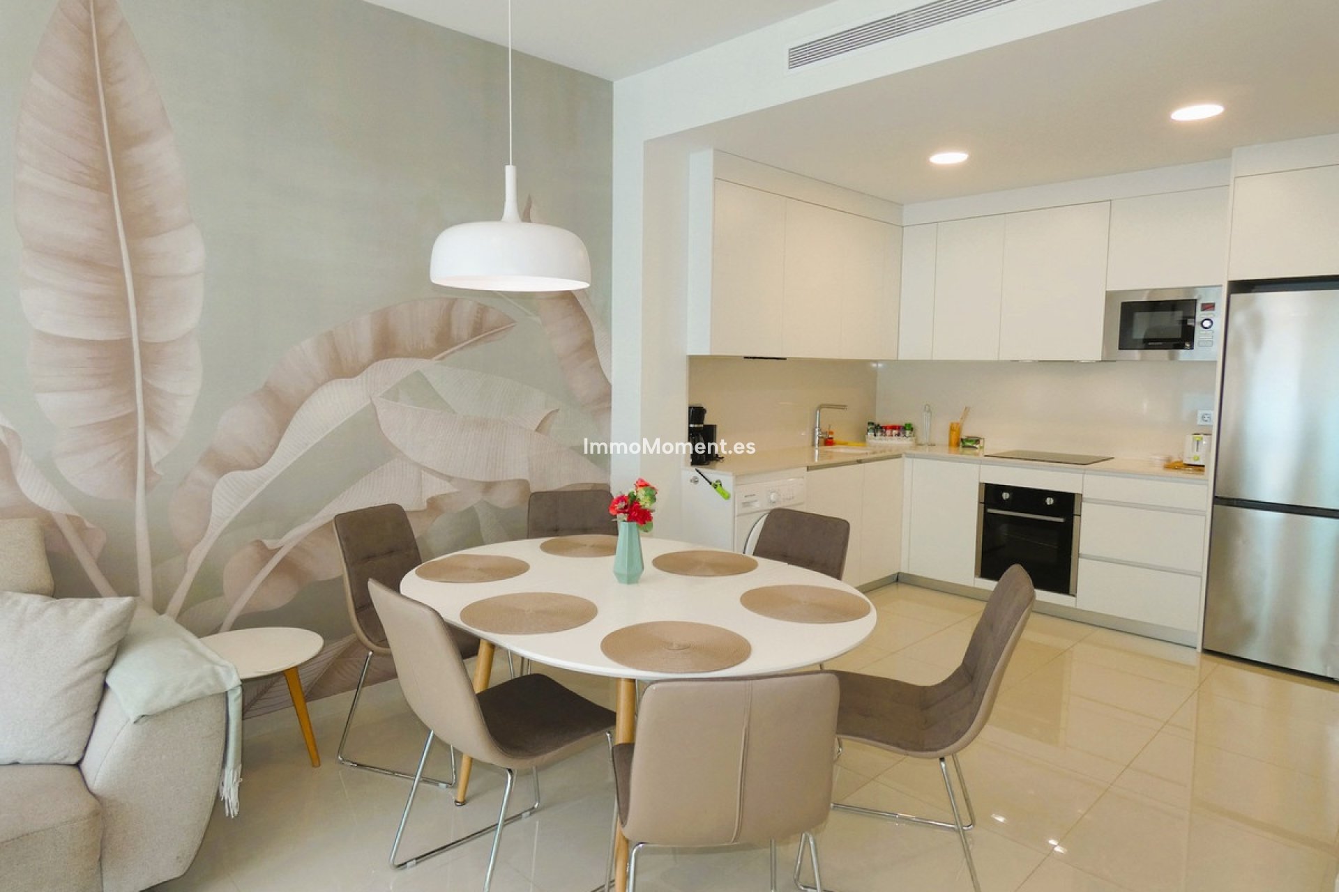 Resale - Apartment - Torrevieja - Torrevieja Centro