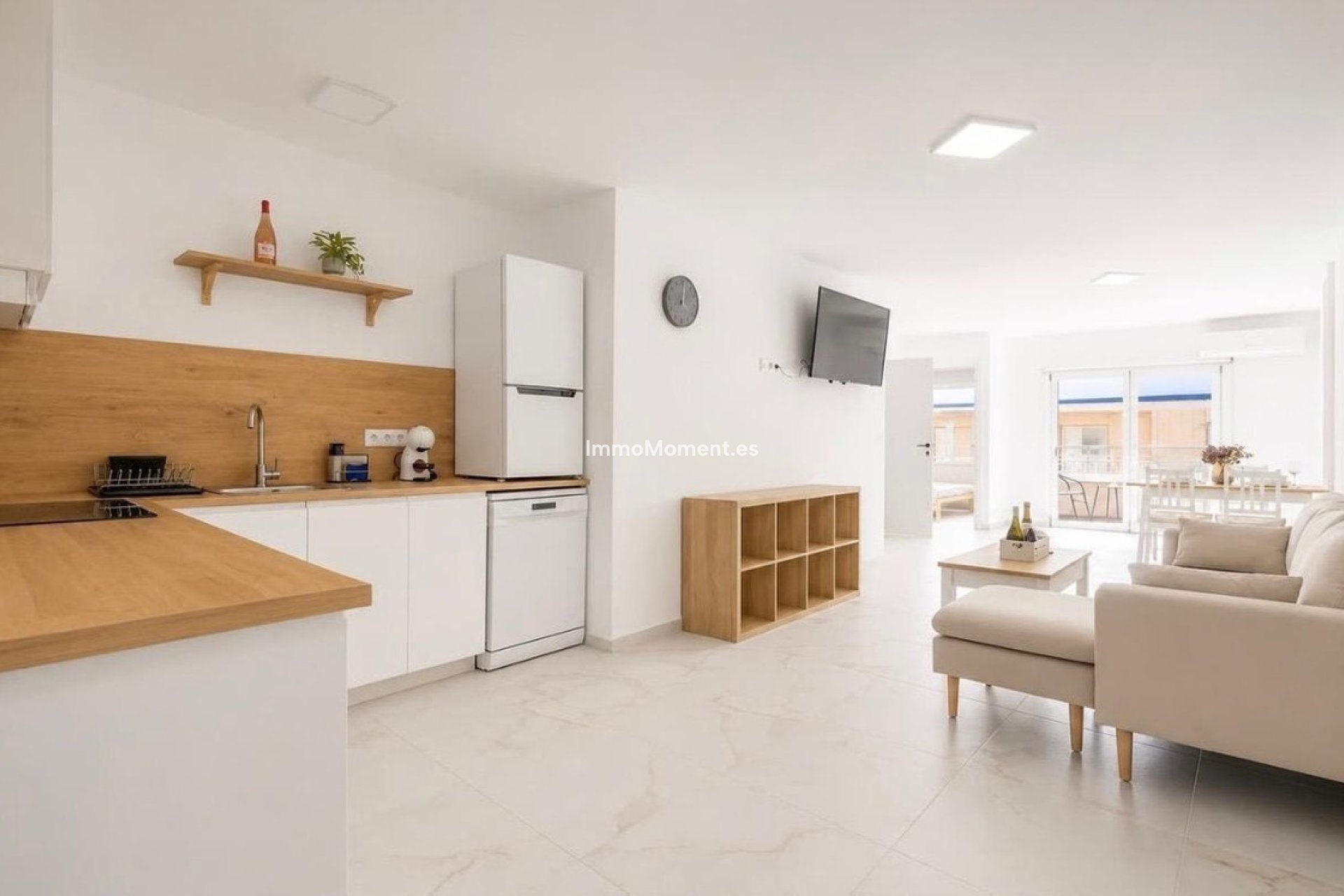 Resale - Apartment - Torrevieja - Torrevieja Centro