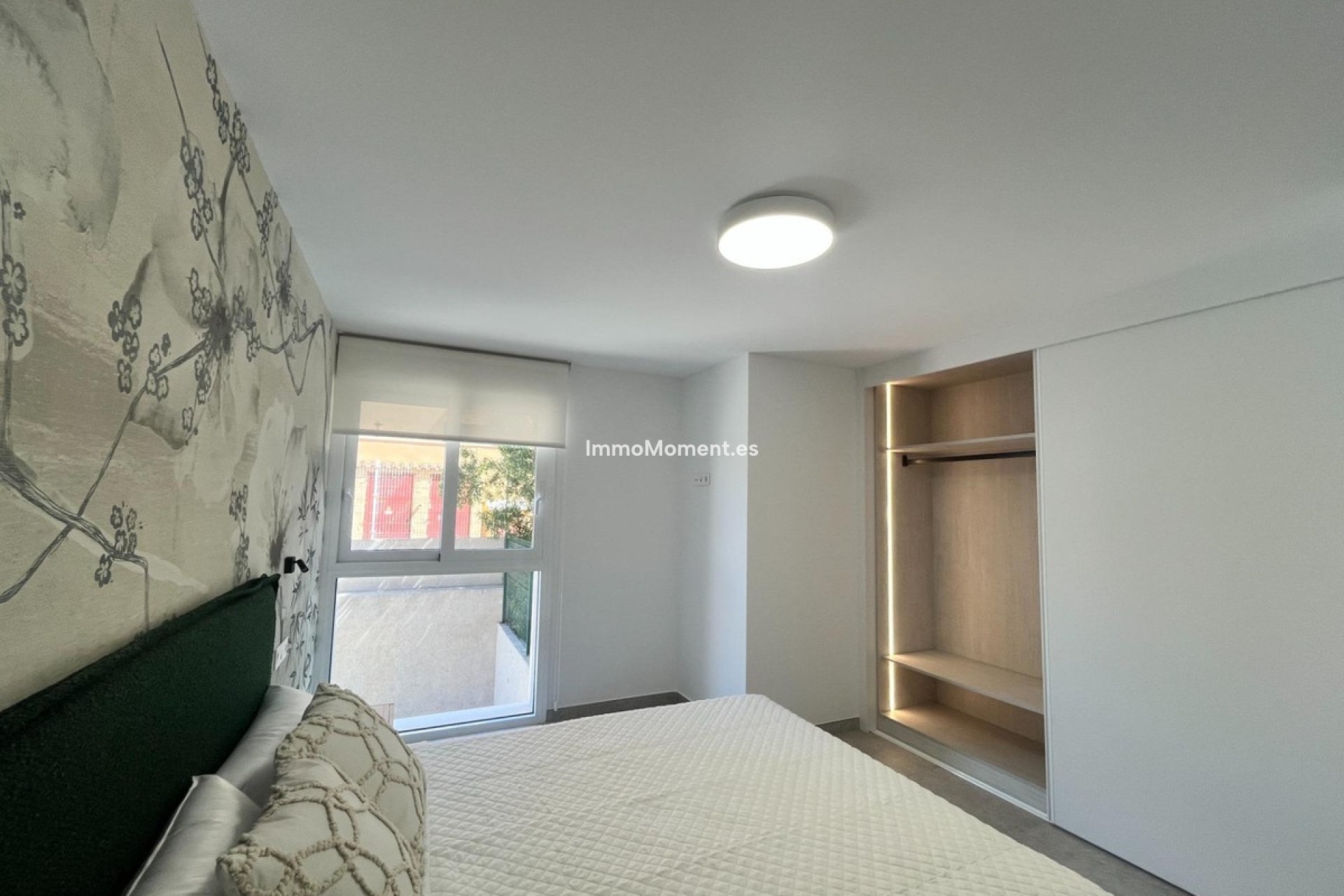 Resale - Apartment - Torrevieja - Torrevieja Centro