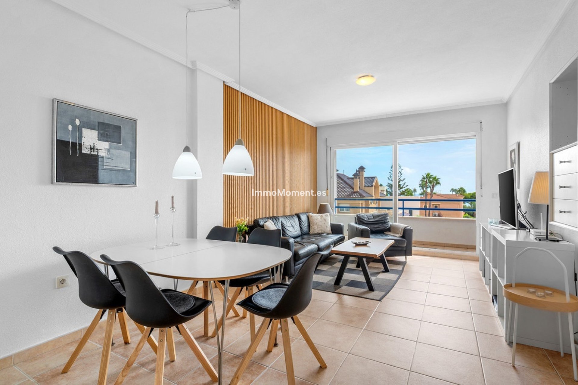 Resale - Apartment - Torrevieja - Torrevieja Centro