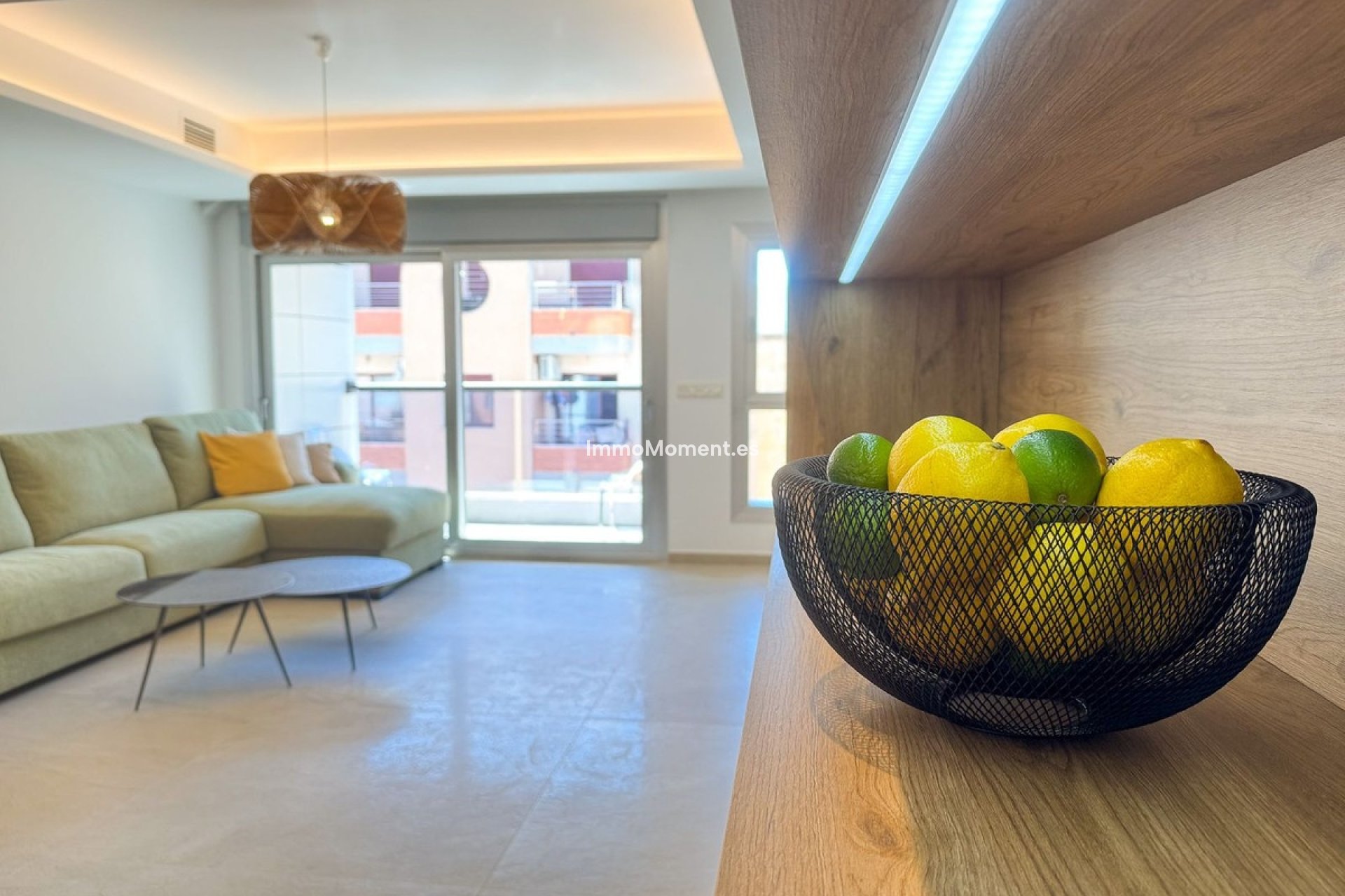 Resale - Apartment - Torrevieja - Torrevieja Centro