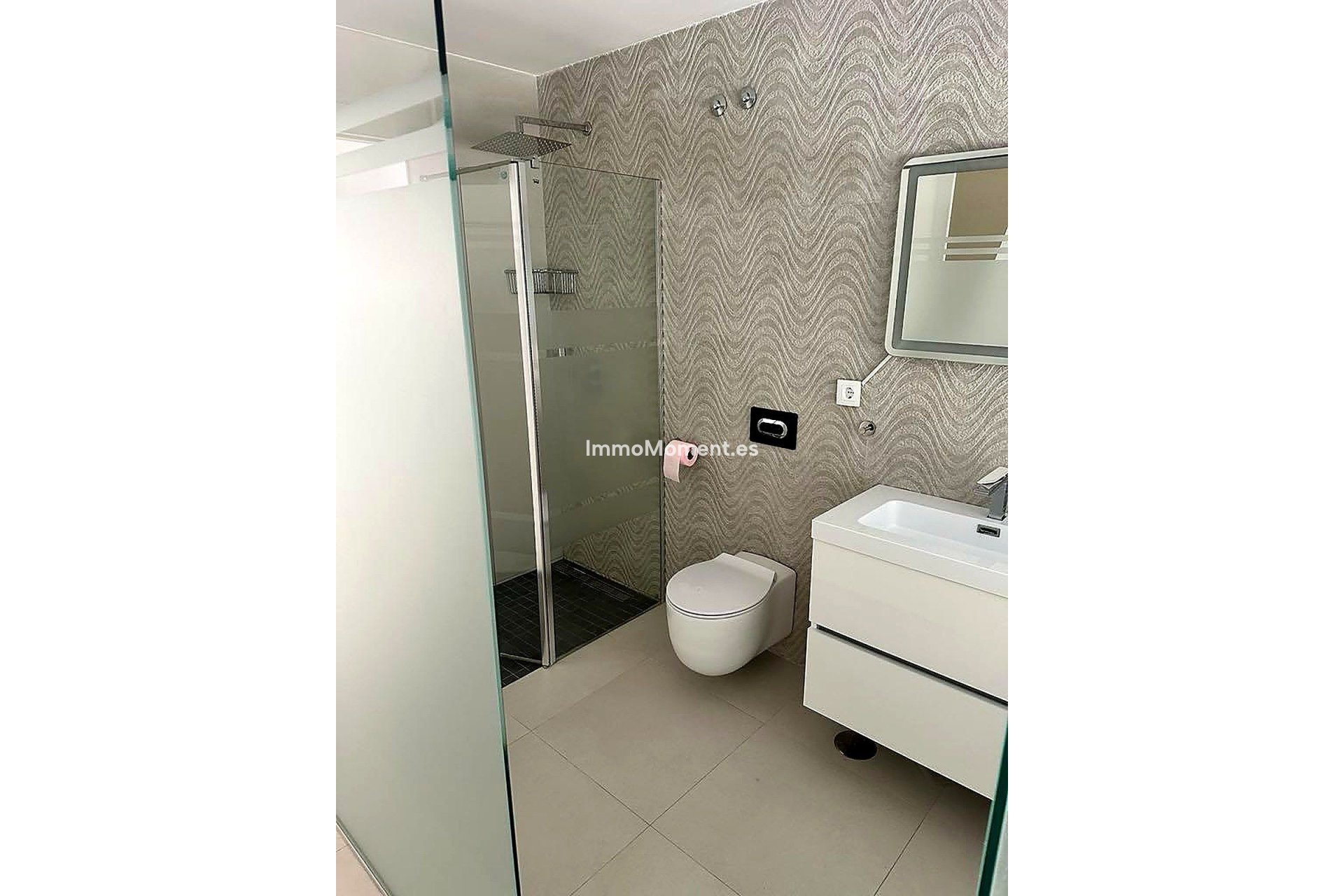 Resale - Apartment - Torrevieja - Torrevieja Centro